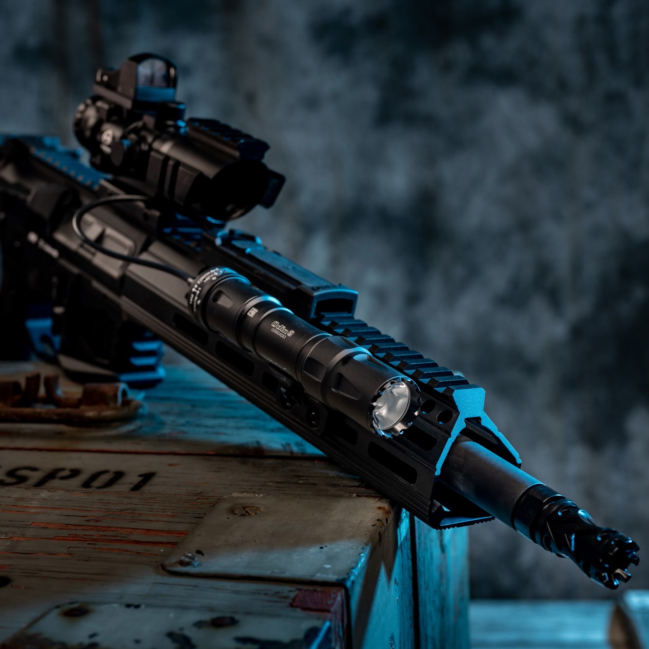 Ліхтарик для зброї Olight Odin S Matte Black з кріпленням - 1500 люменів