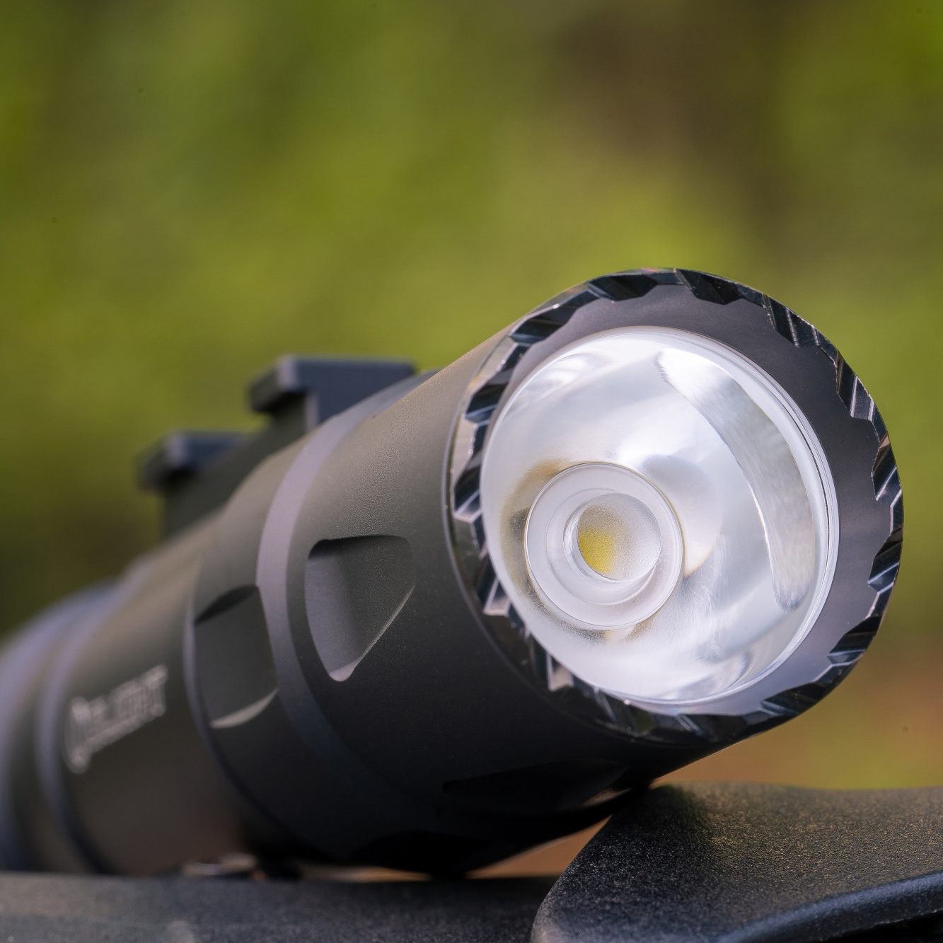 Ліхтарик для зброї Olight Odin S Matte Black з кріпленням - 1500 люменів