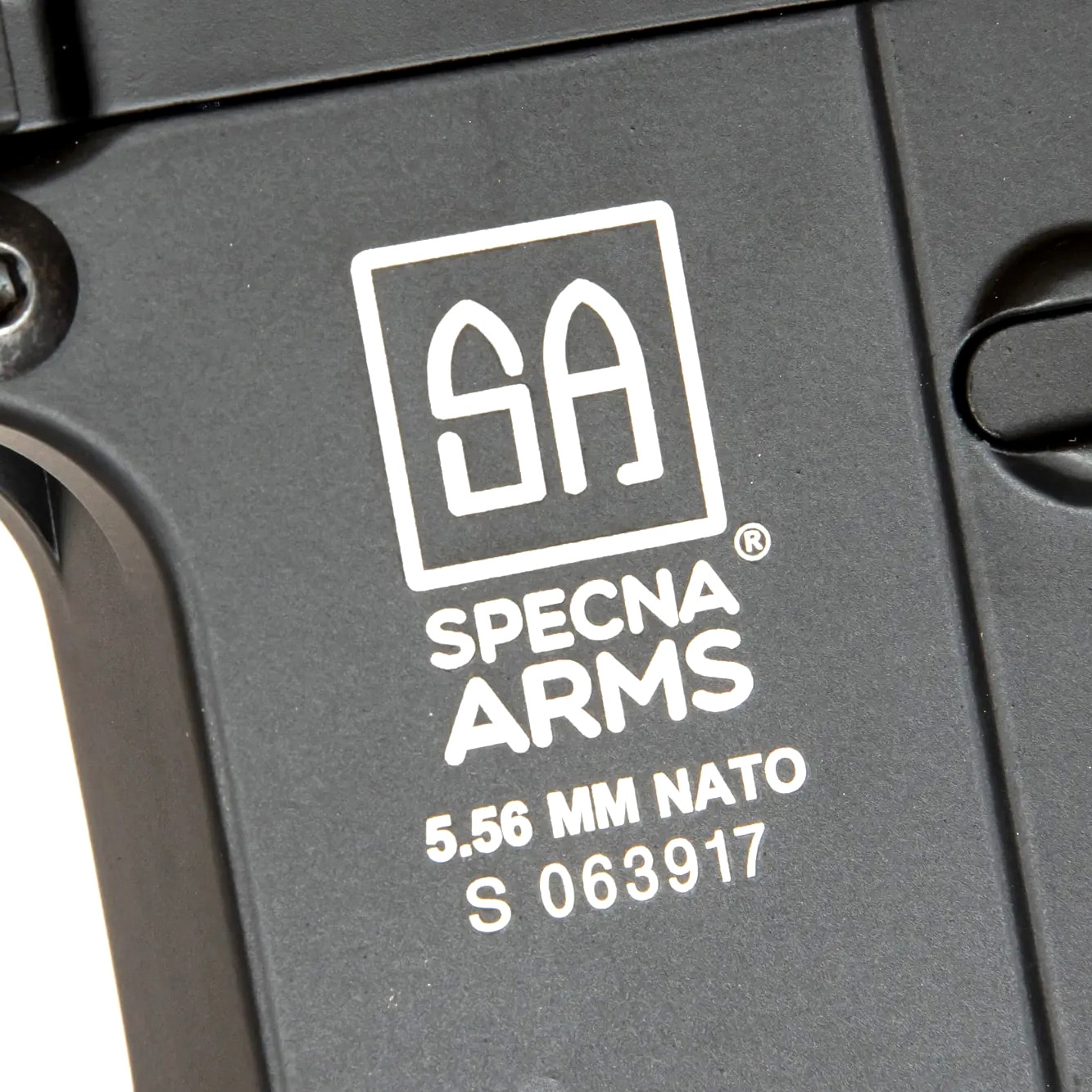 Karabinek szturmowy AEG Specna Arms SA-A38 ONE Kestrel ETU - Black