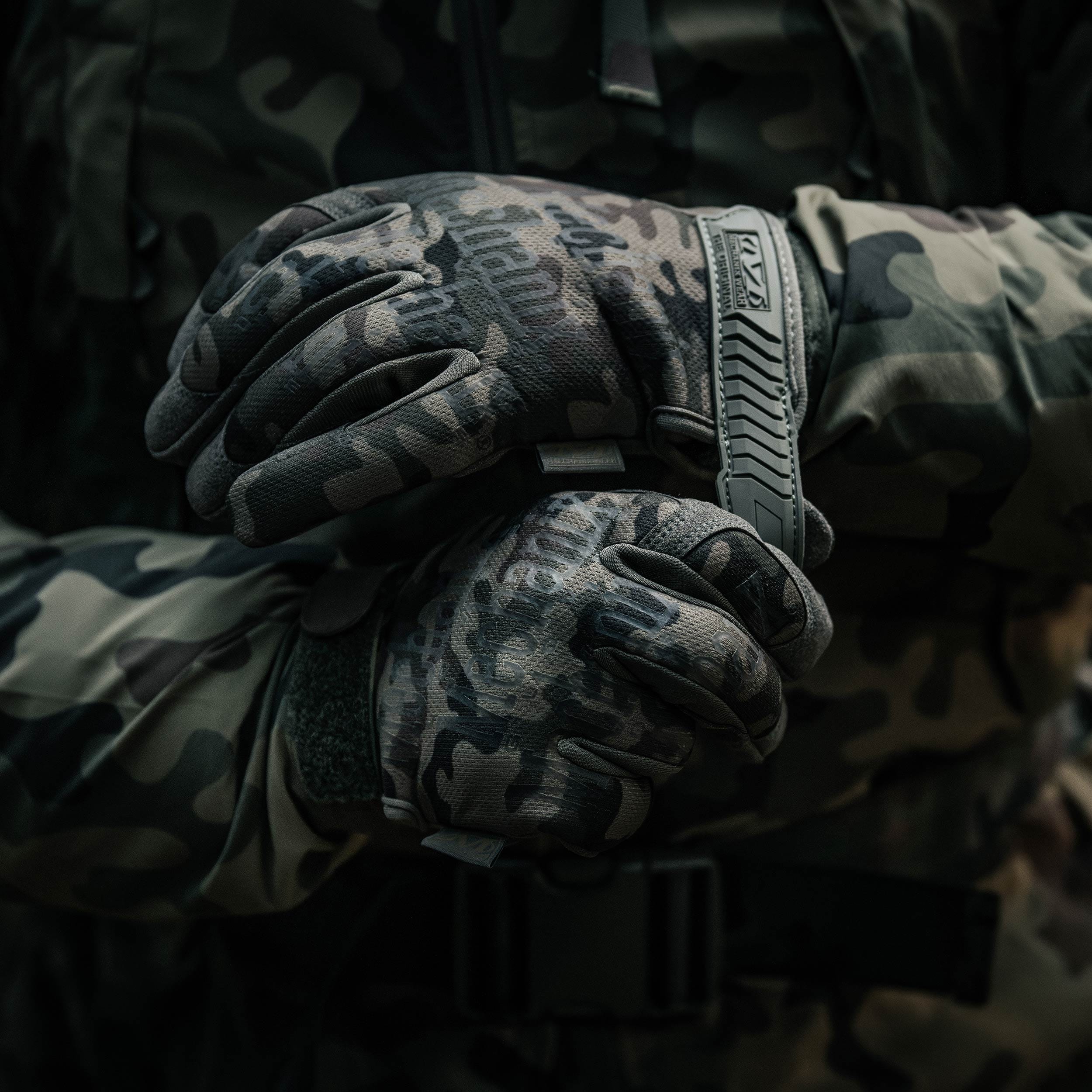 Rękawice taktyczne Mechanix Wear Original - wz.93 Pantera PL Woodland