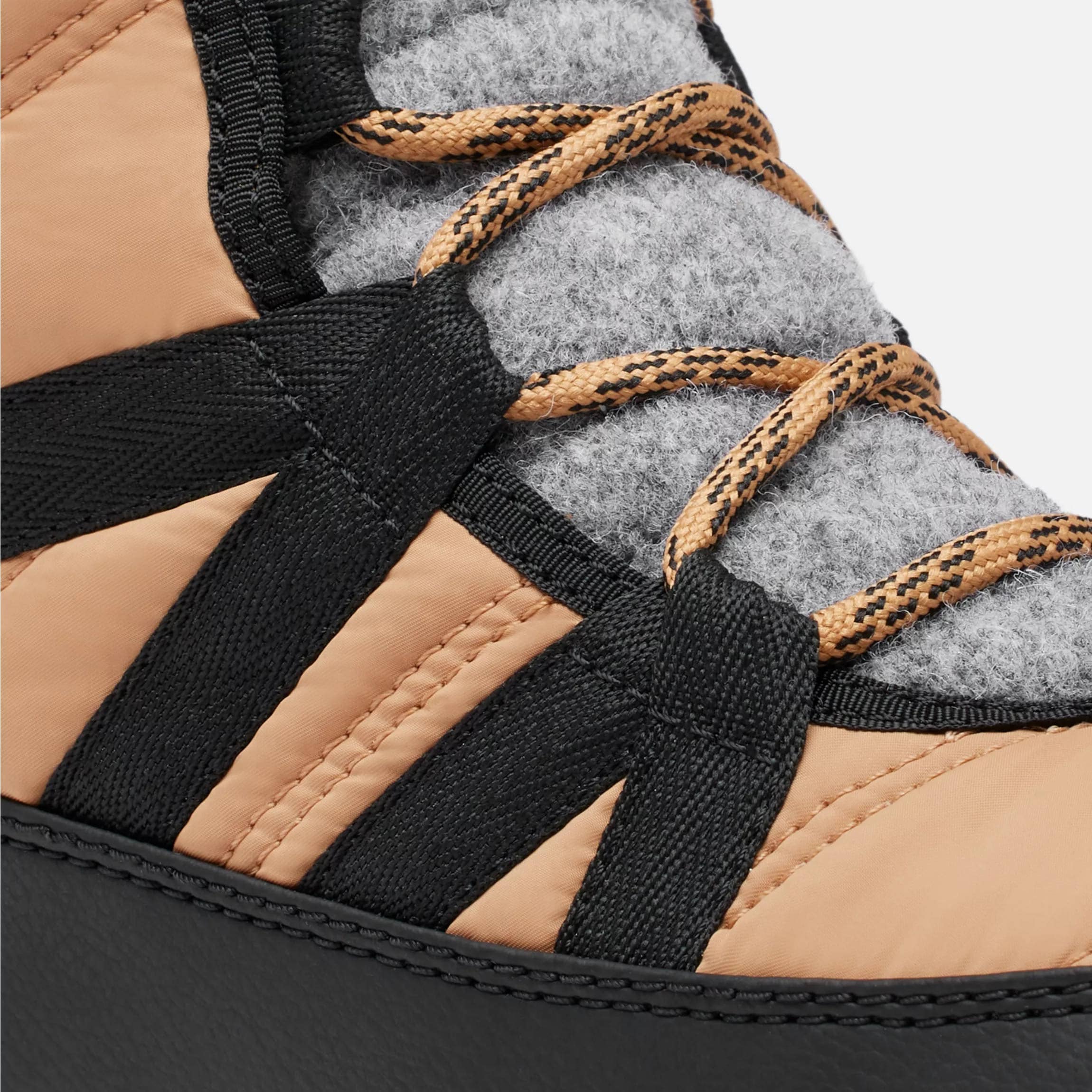 Buty damskie Sorel Whitney II Plus Lace WP - Tawny Buff/Black