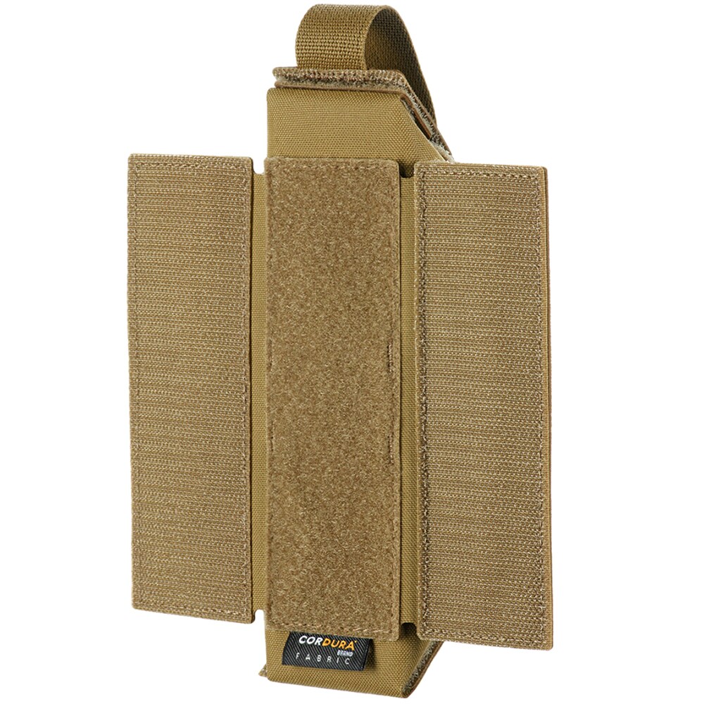 Ładownica zamknięta M-Tac na stazę taktyczną Flap - Coyote