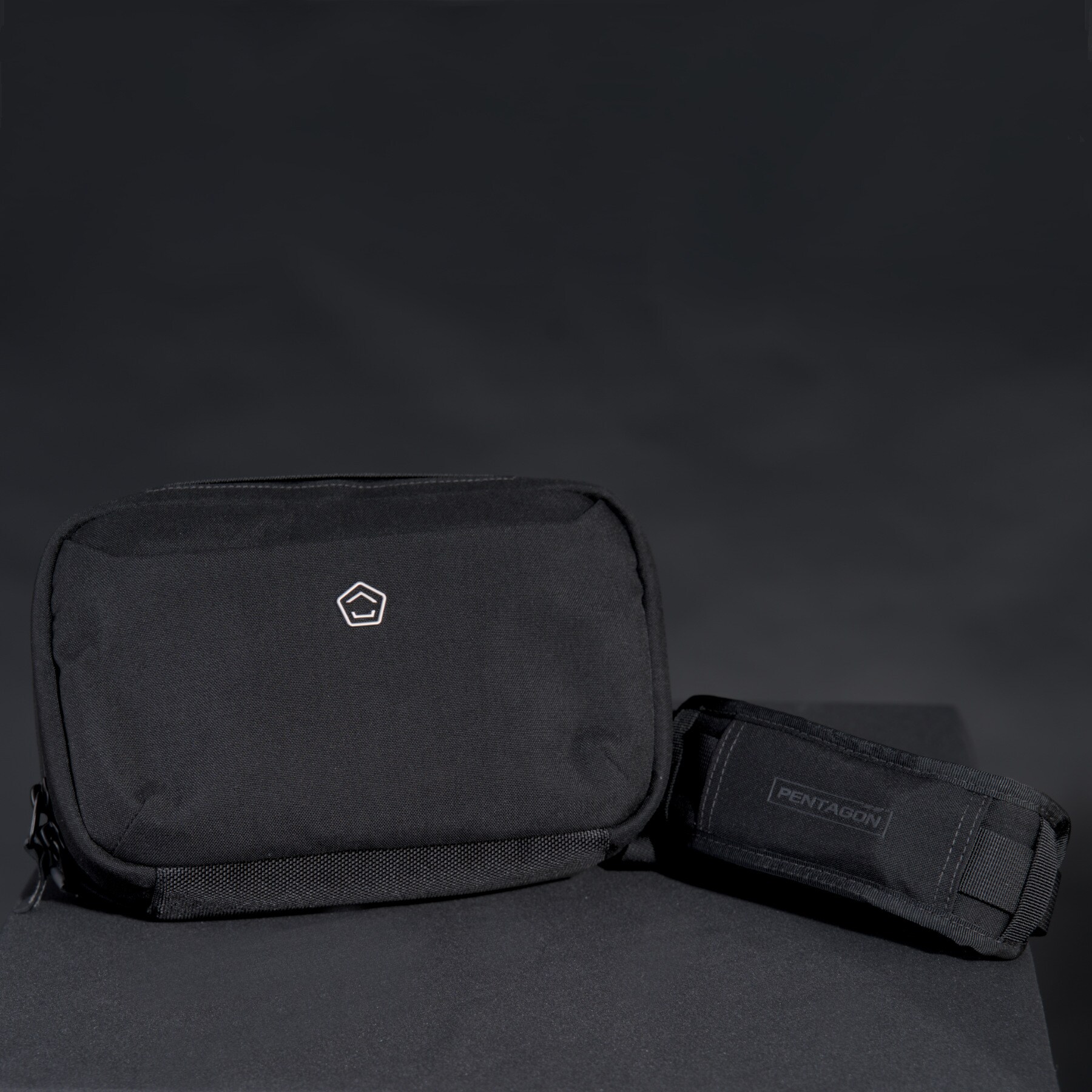 Torba na ramię Pentagon Consul Horizontal Sling Pouch - Black