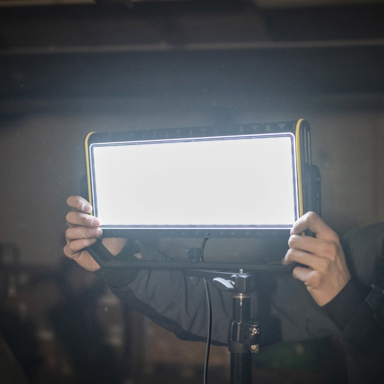 Lampa warsztatowa Ledlenser AF12C Work - 8000 lumenów