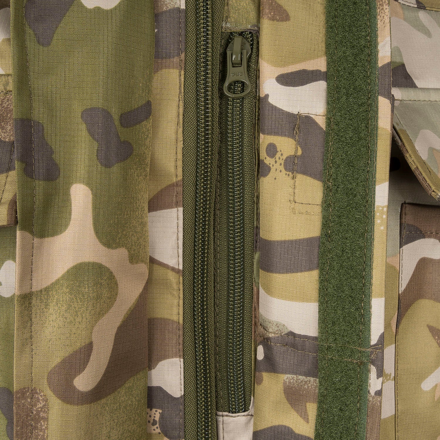 Kurtka Highlander Forces Typhon Watherproof - Arid MC Camo