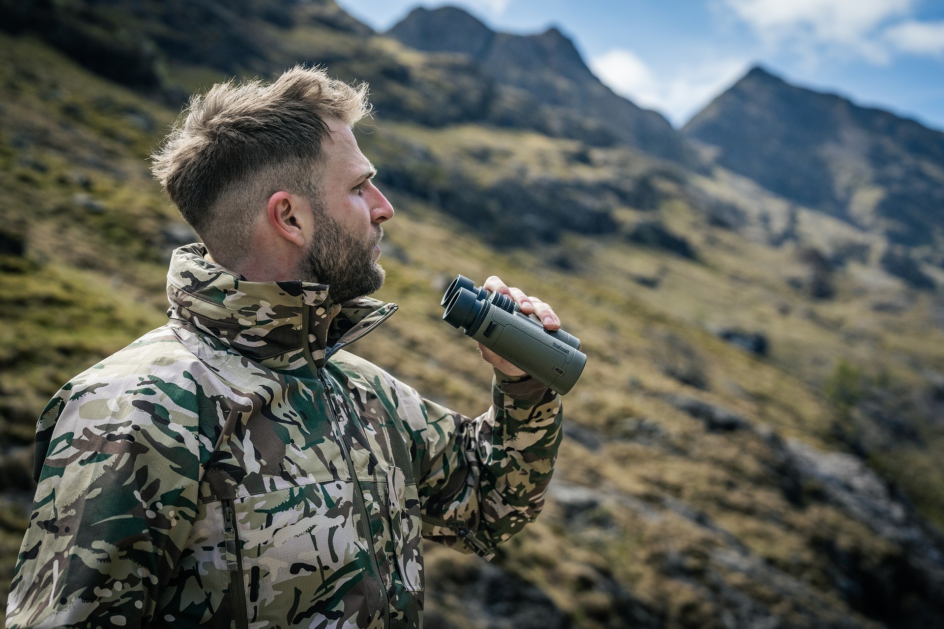 Бінокль Bushnell R3 8x42 - Ranger Green