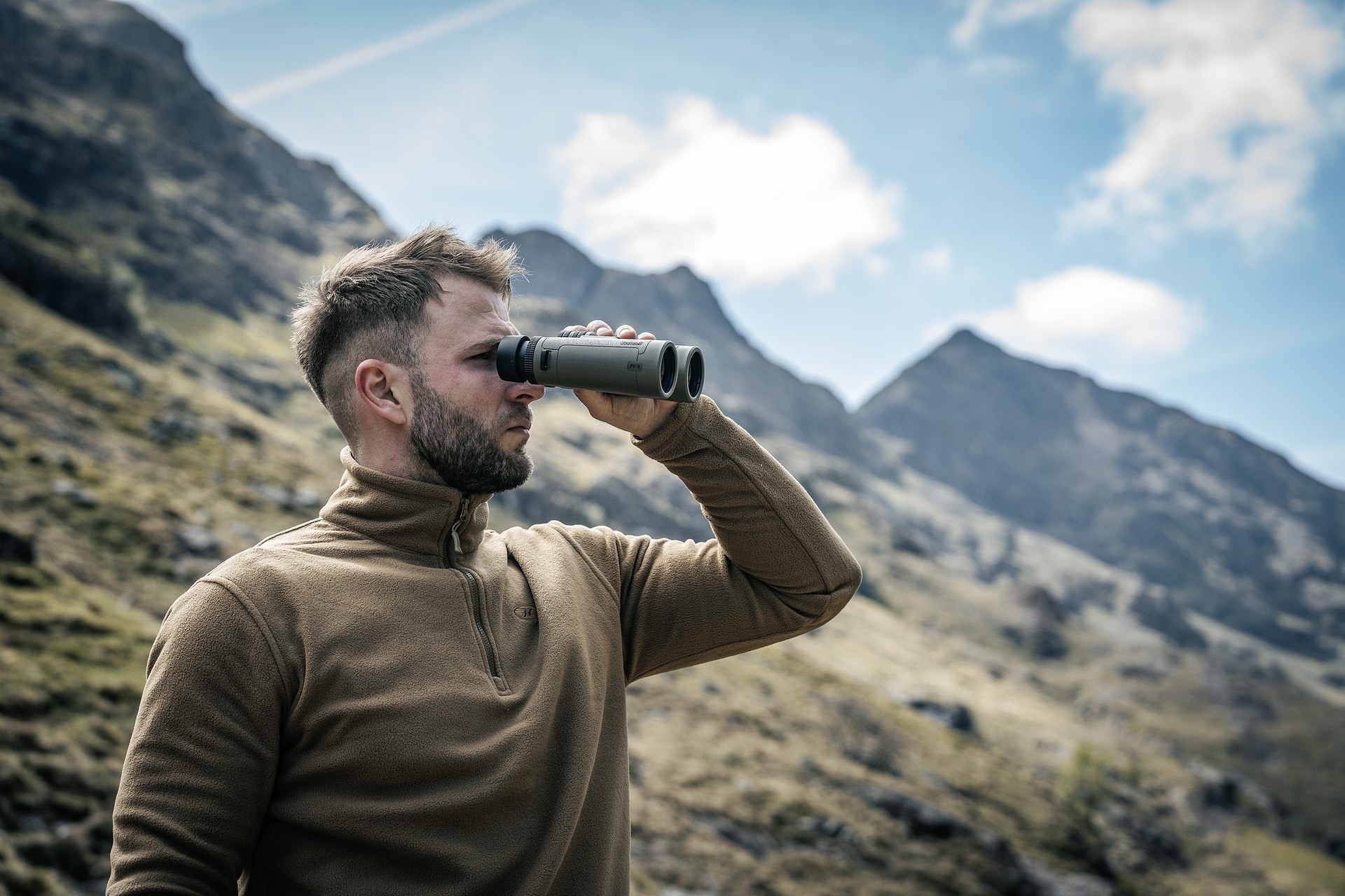 Бінокль Bushnell R3 8x42 - Ranger Green