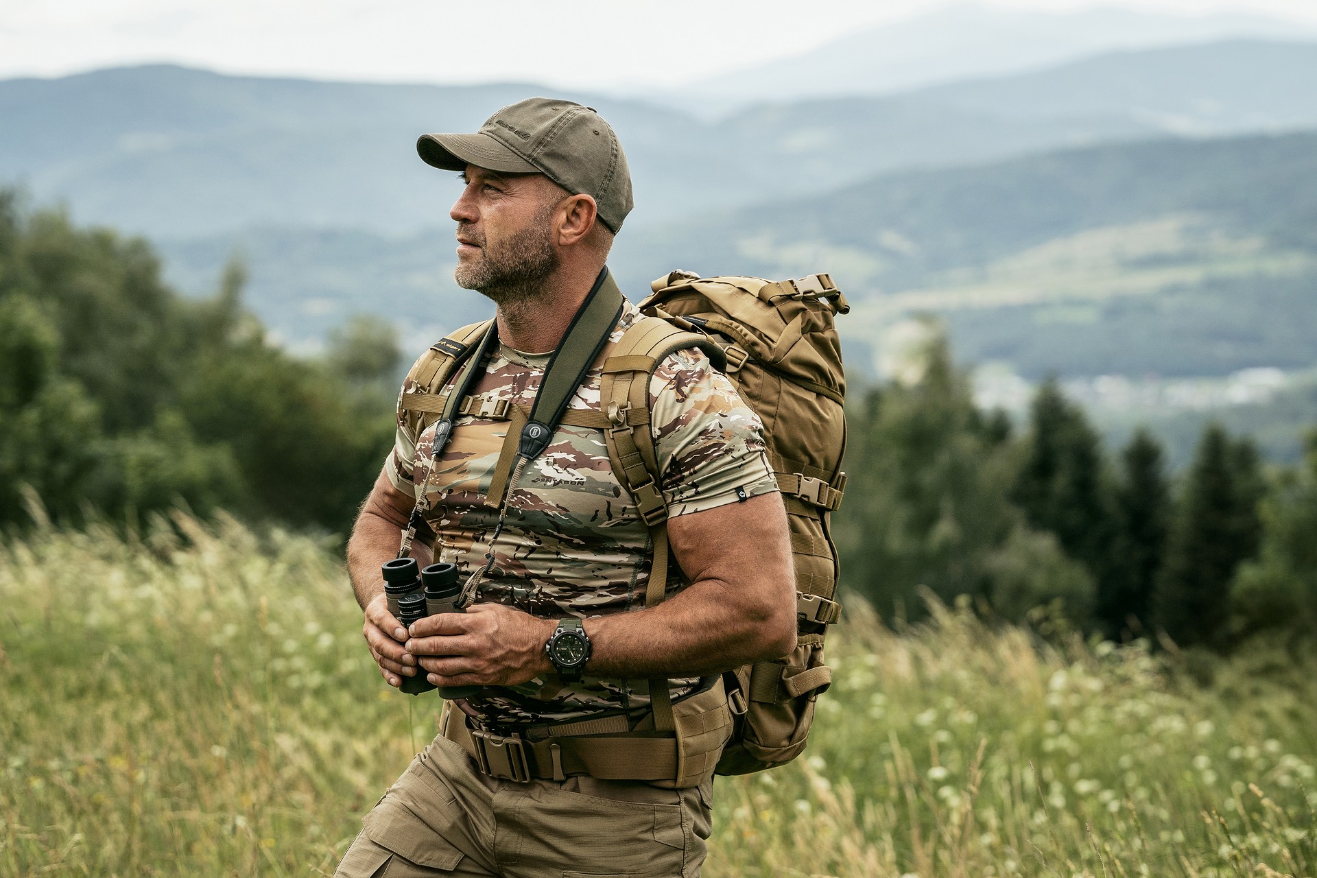Бінокль Bushnell R3 10x42 - Ranger Green