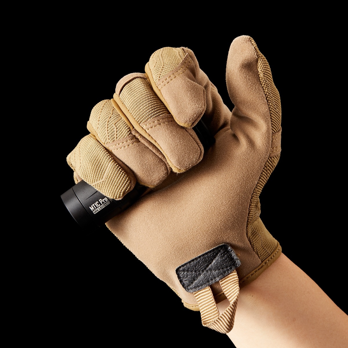 Latarka Nitecore MT1C Pro - 1000 lumenów