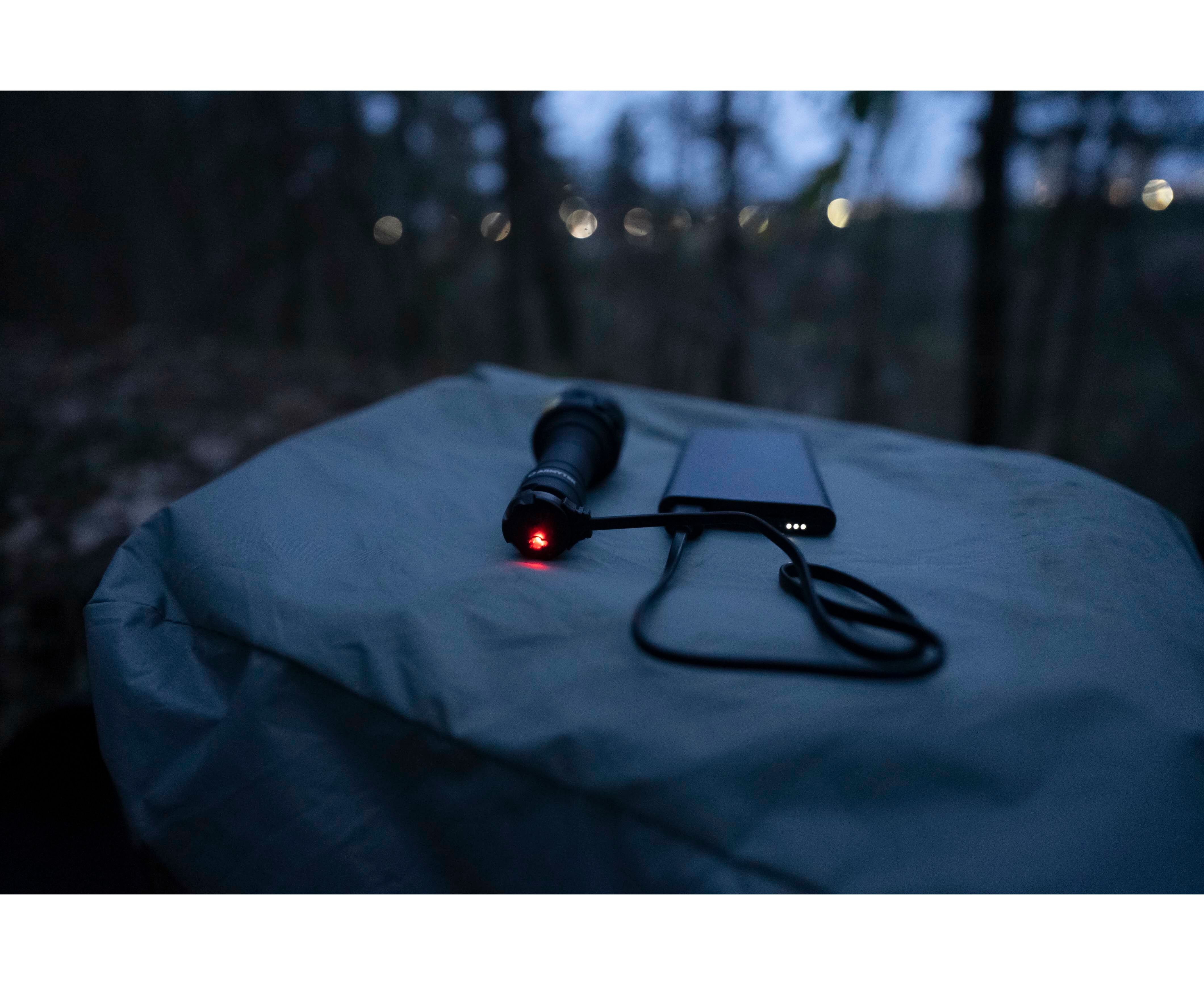 Latarka Armytek Bear WRG