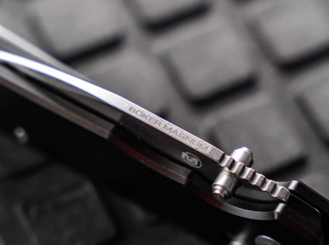 Nóż składany Boker Magnum Rockstub - Black