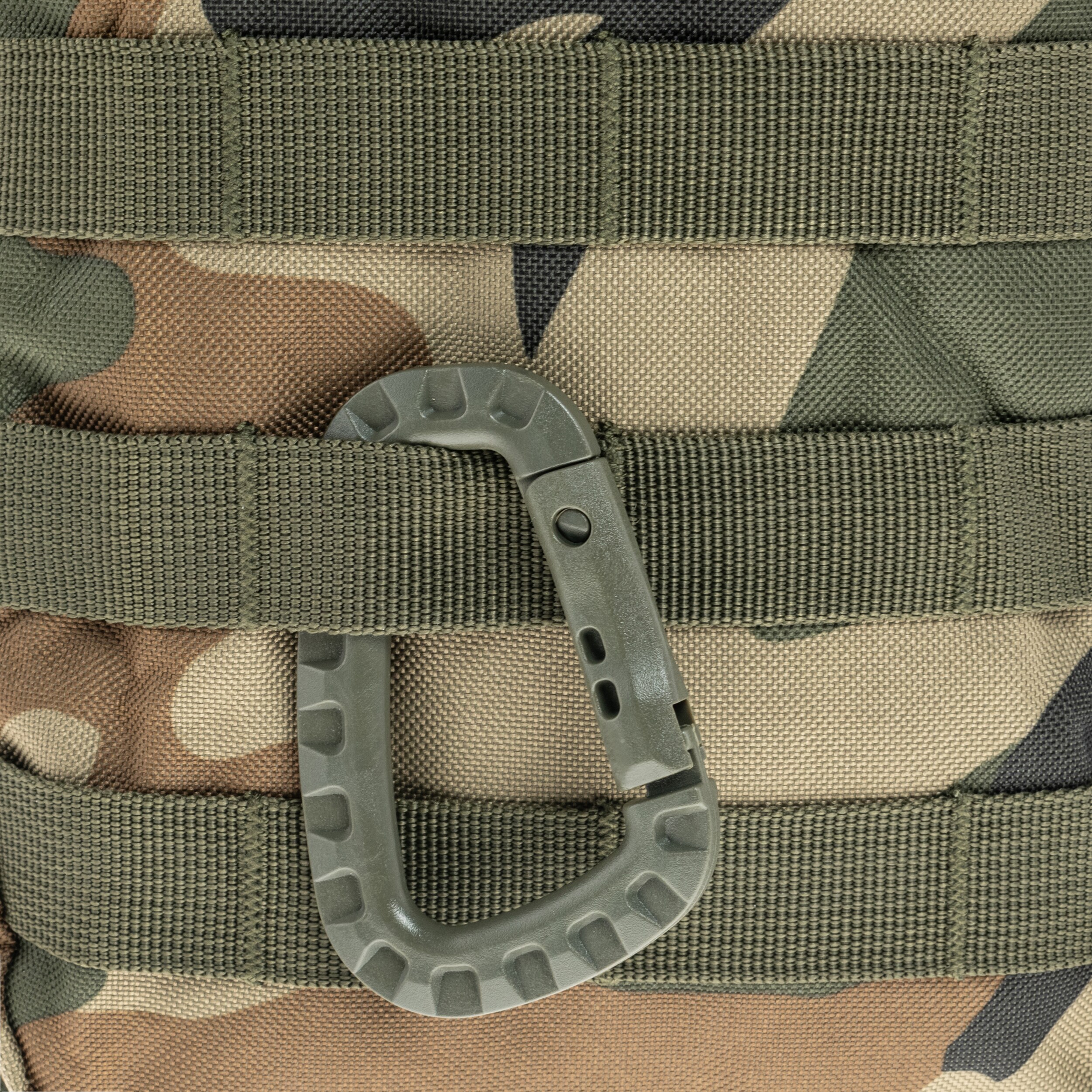 Plecak Brandit Assault Pack Medium 25 l - Woodland