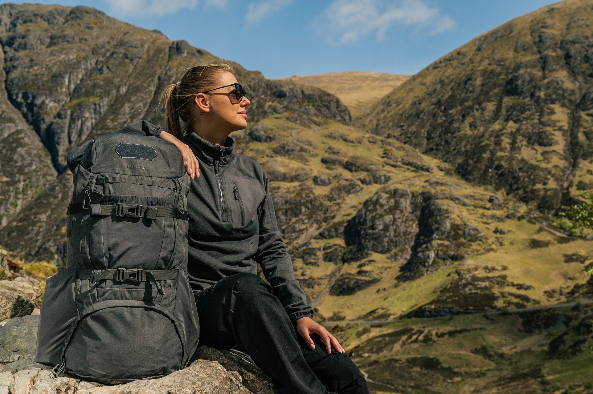 Okulary przeciwsłoneczne Oakley Sielo - Matte Black Ink/Prizm Grey Polarized