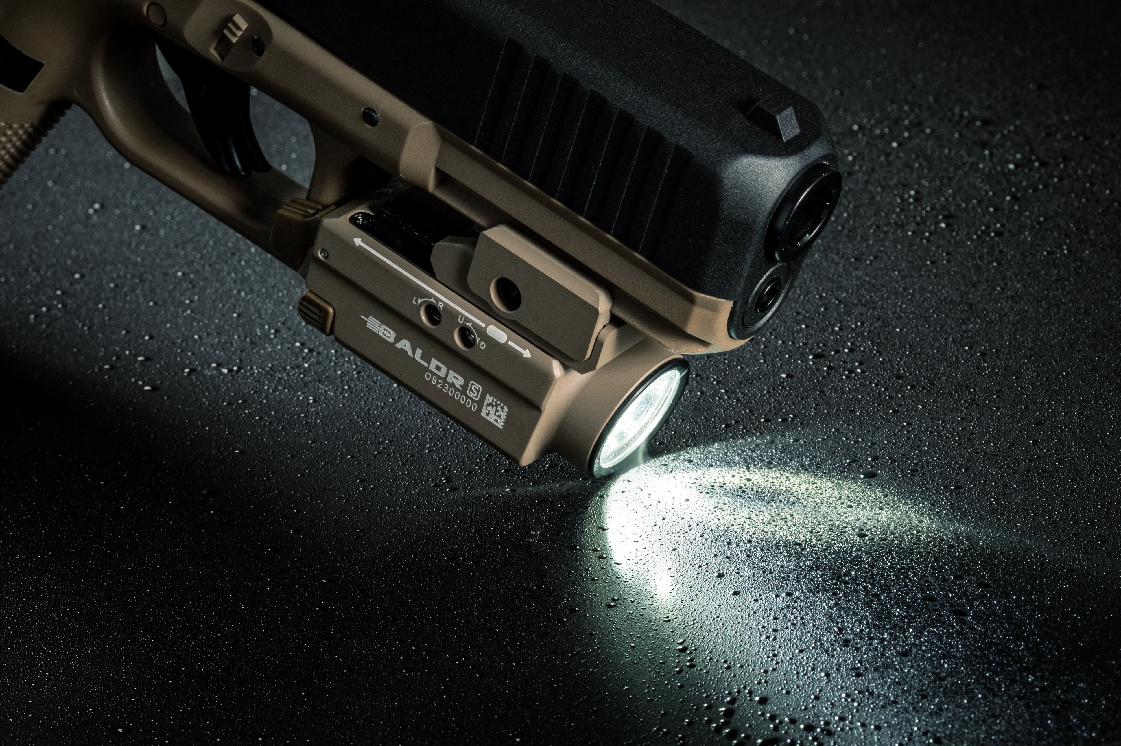 Ліхтарик для зброї з лазерним прицілом Olight BALDR S Flat Dark Earth - 800 люменів, Green Laser