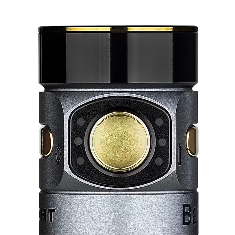 Ліхтарик Olight Baton 4 Premium Edition Fighter Pilot з бездротовим зарядним чохлом - 1300 люменів