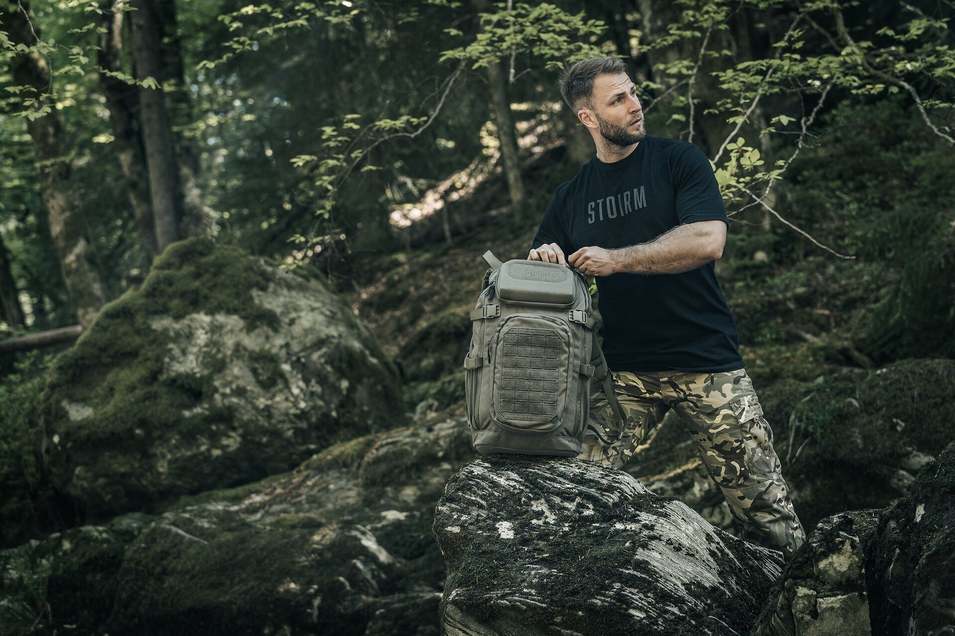 Koszulka T-Shirt Stoirm - Black