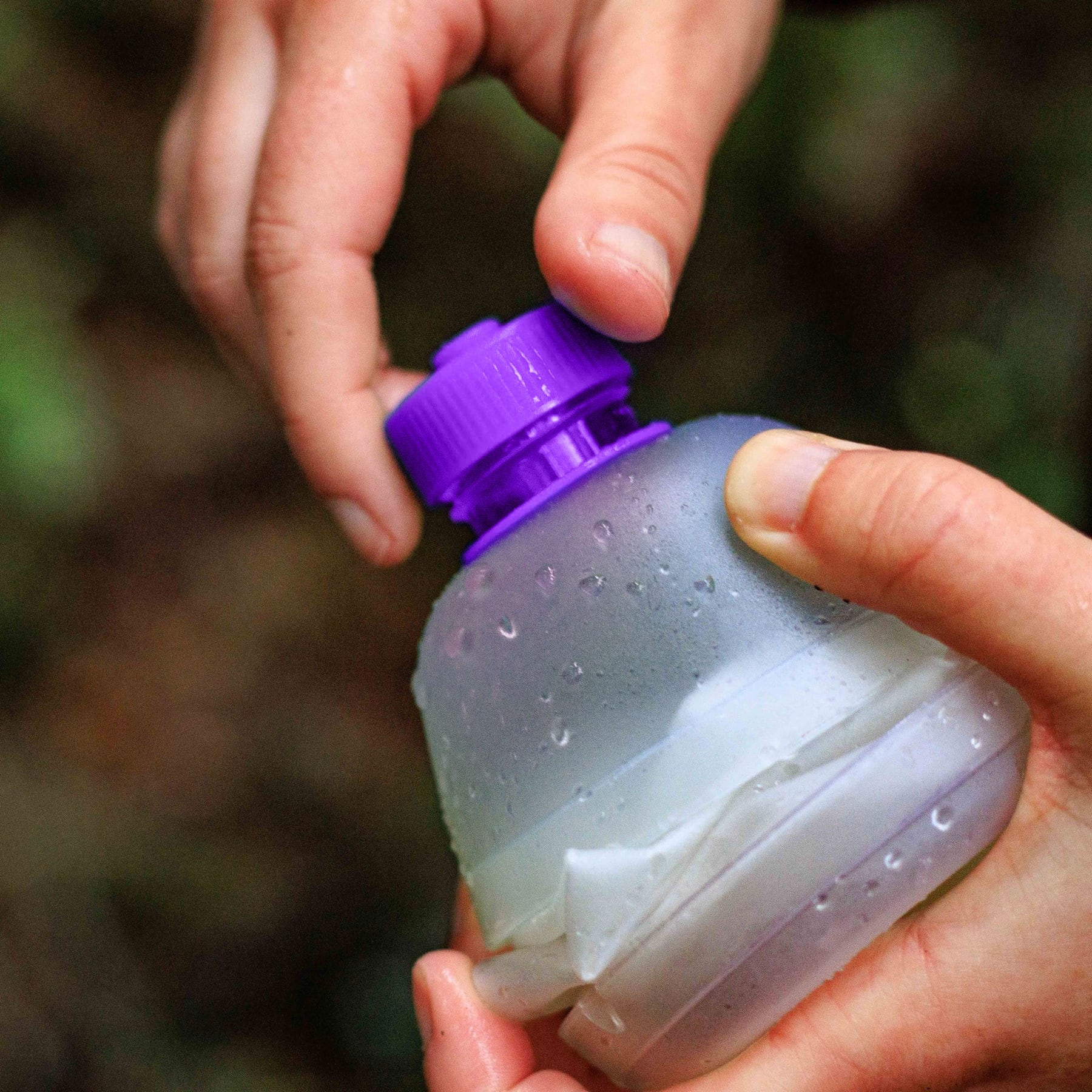 Butelka Cnoc Outdoors Vesica Bottle 28 mm 1 l - Purple