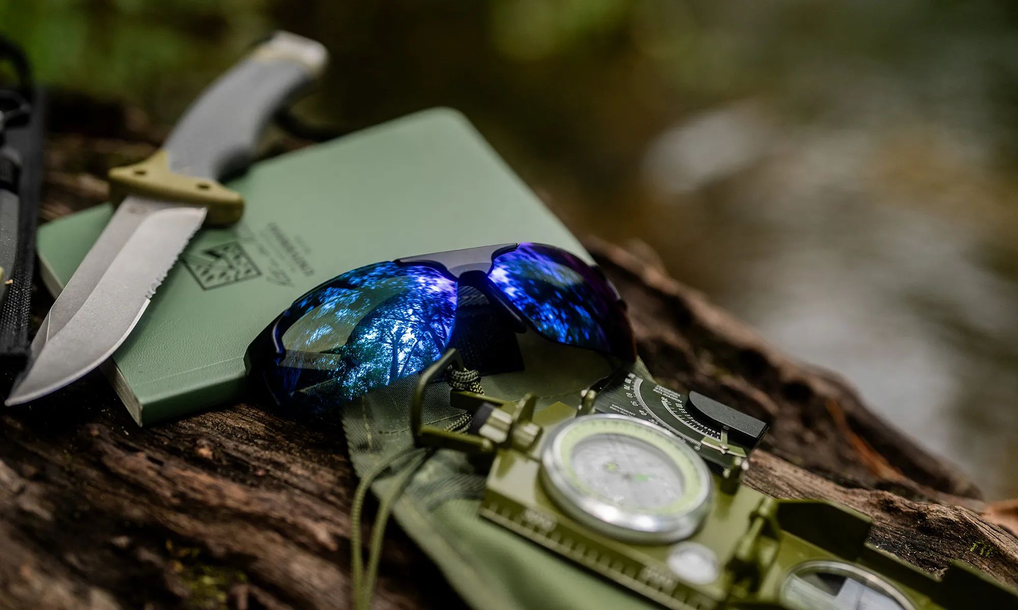 Okulary taktyczne Wiley X Prime - Captivate Polarized Blue Mirror/Gloss Crystal Grey