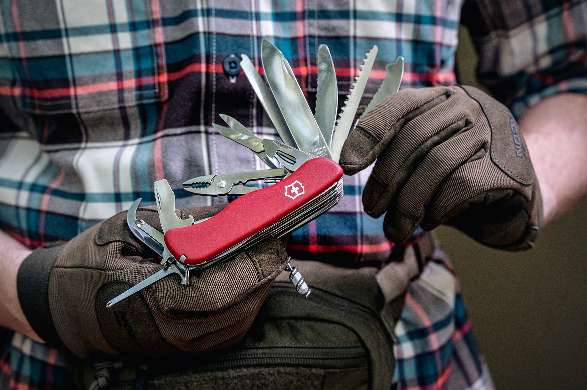 Victorinox Work Champ XL Pocket Knife - Red
