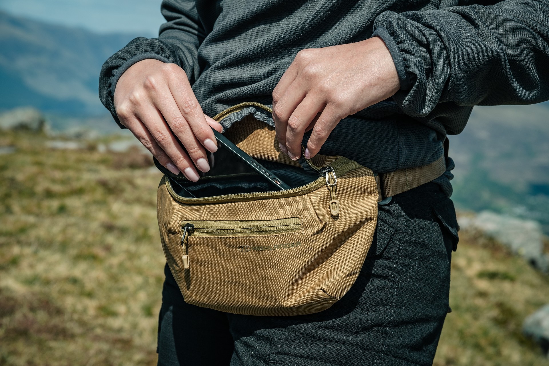 Nerka Highlander Outdoor Targa Bum Bag 2 l - Sand