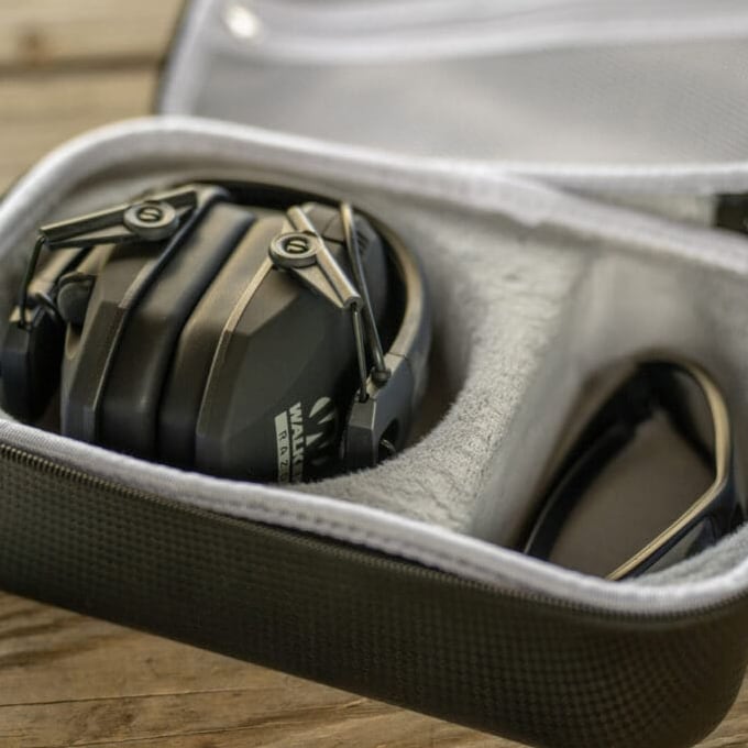 Etui na ochronniki słuchu i okulary Walker's Muff and Glasses Storage Case