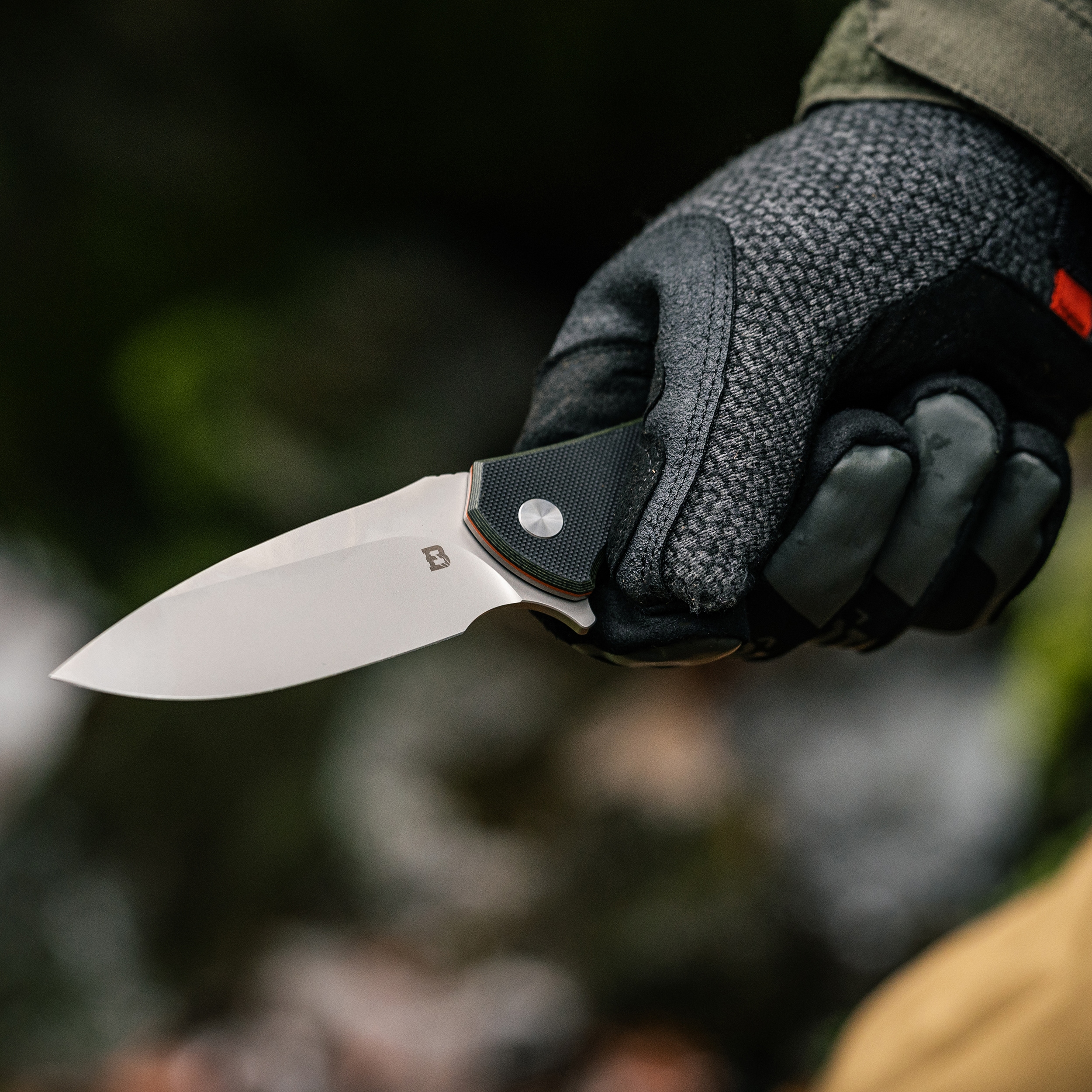 Nóż składany Badger Outdoor D2 Toro - Black