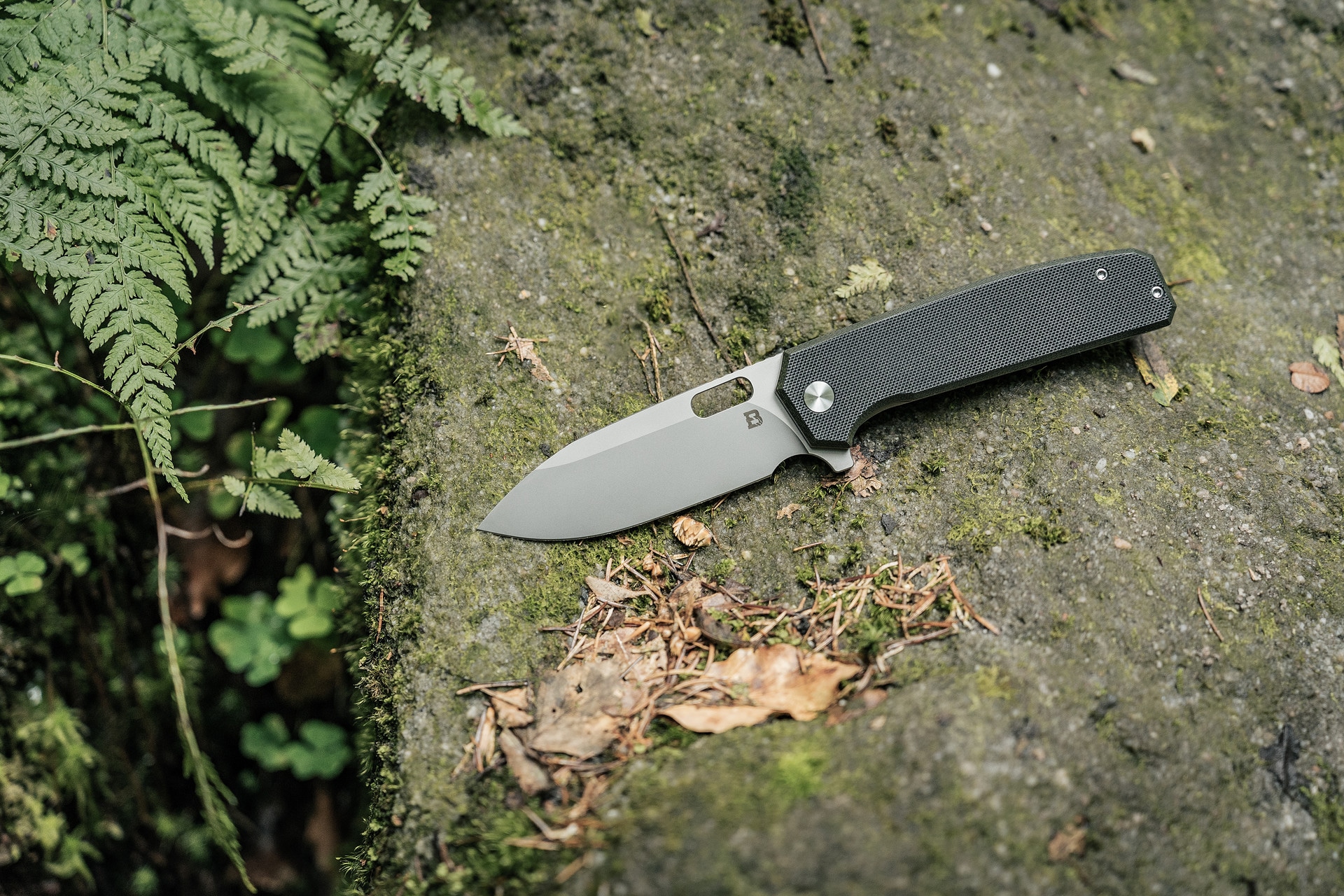 Nóż składany Badger Outdoor D2 Lobo - Black