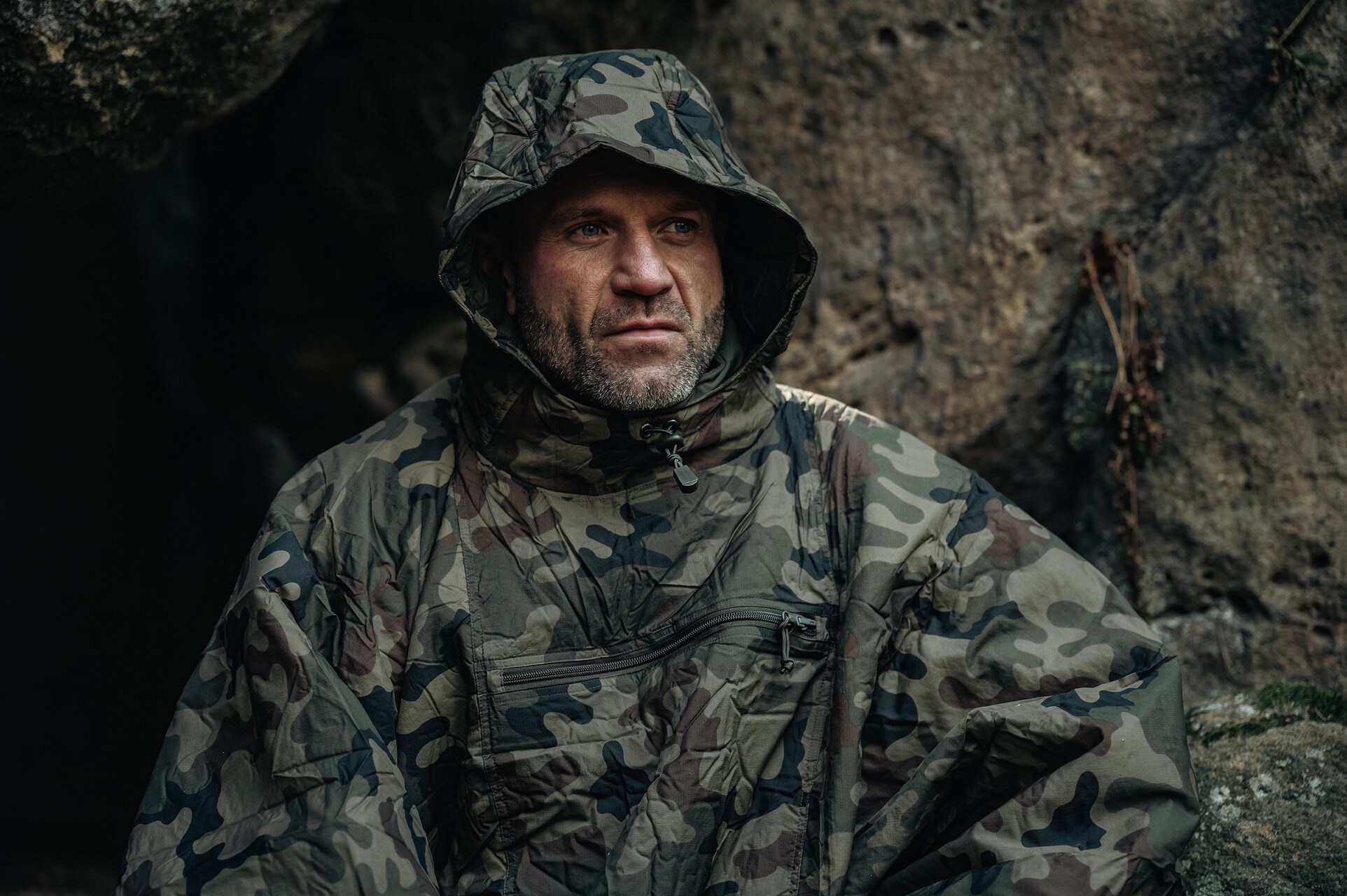 Ponczo Helikon-Tex Swagman Roll Climashield Apex z funkcją śpiwora - wz.93 Pantera PL Woodland