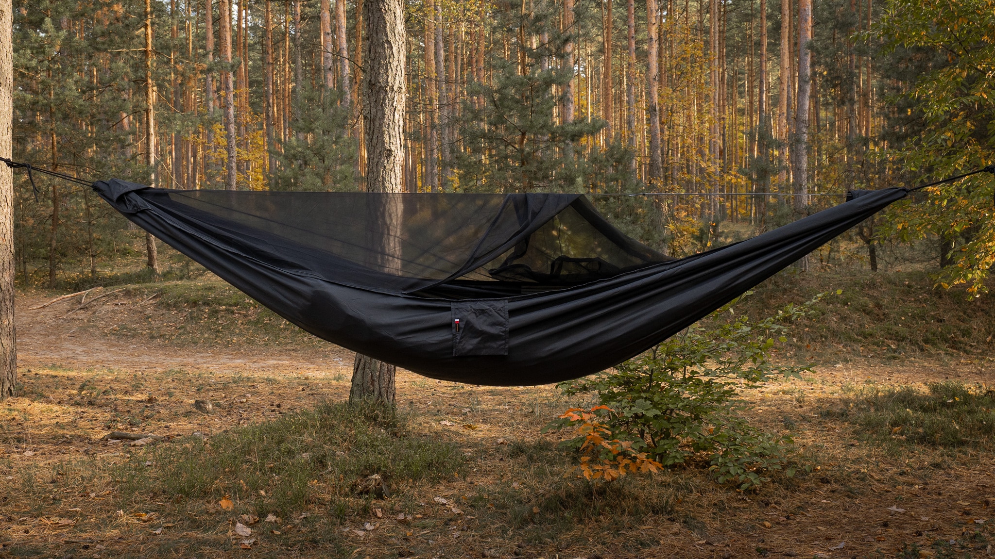Hamak ultralekki TigerWood Ważka V2 Long Pocket Black - z moskitierą