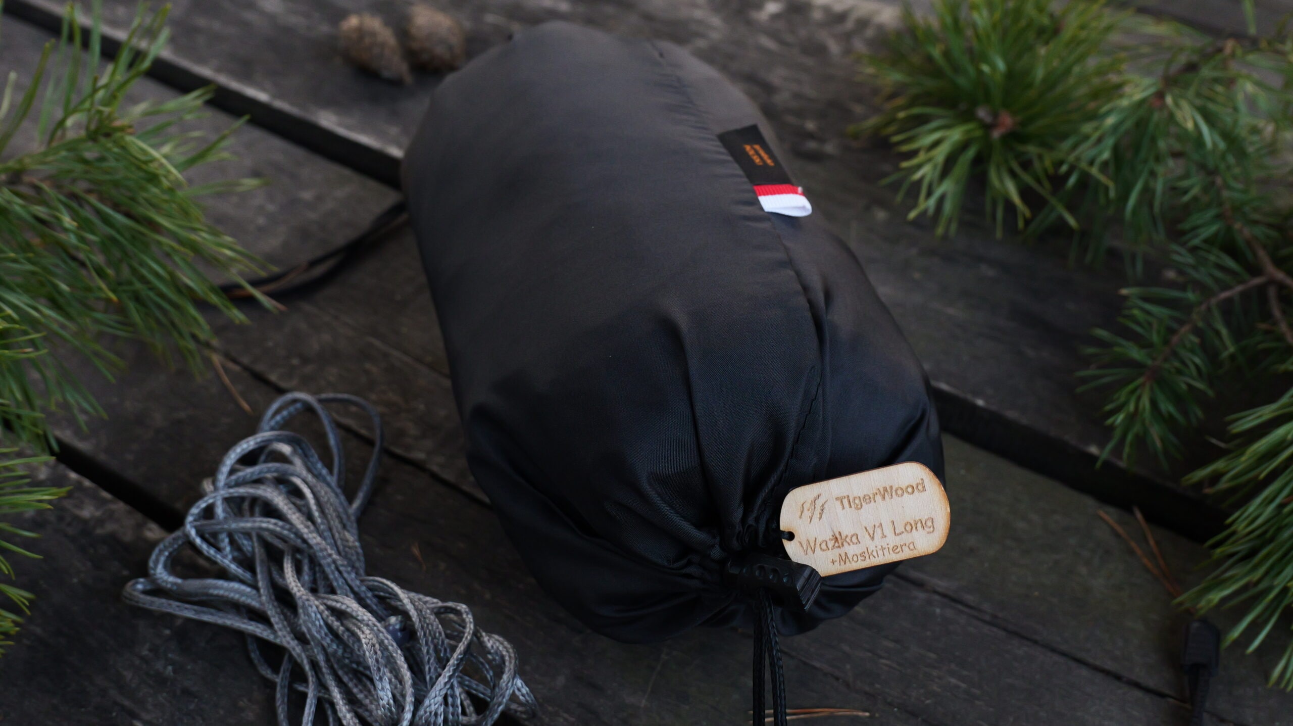 Hamak TigerWood Ważka V1 Long Pocket Black - z moskitierą