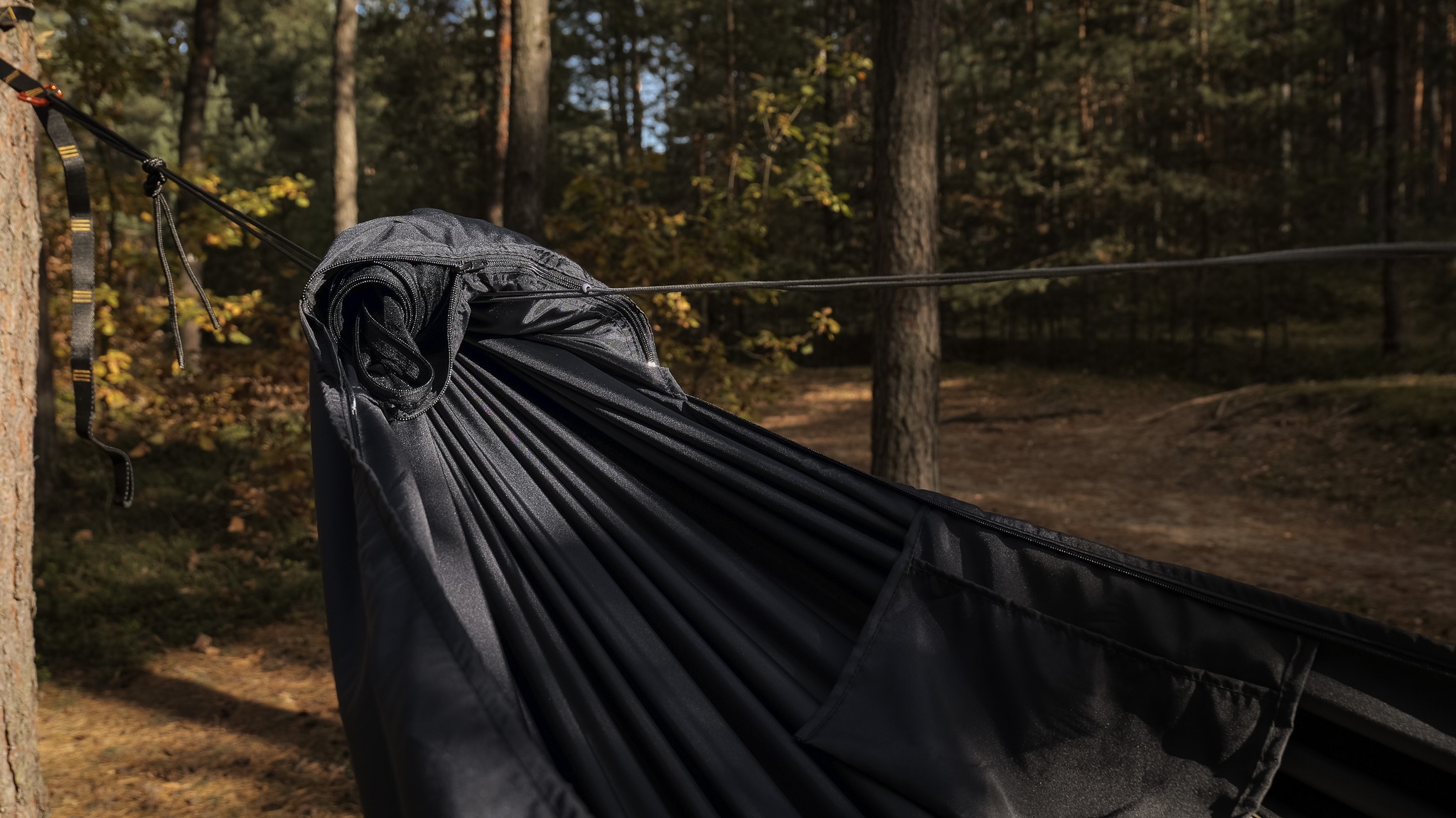 Hamak TigerWood Ważka V1 Long Pocket Black - z moskitierą