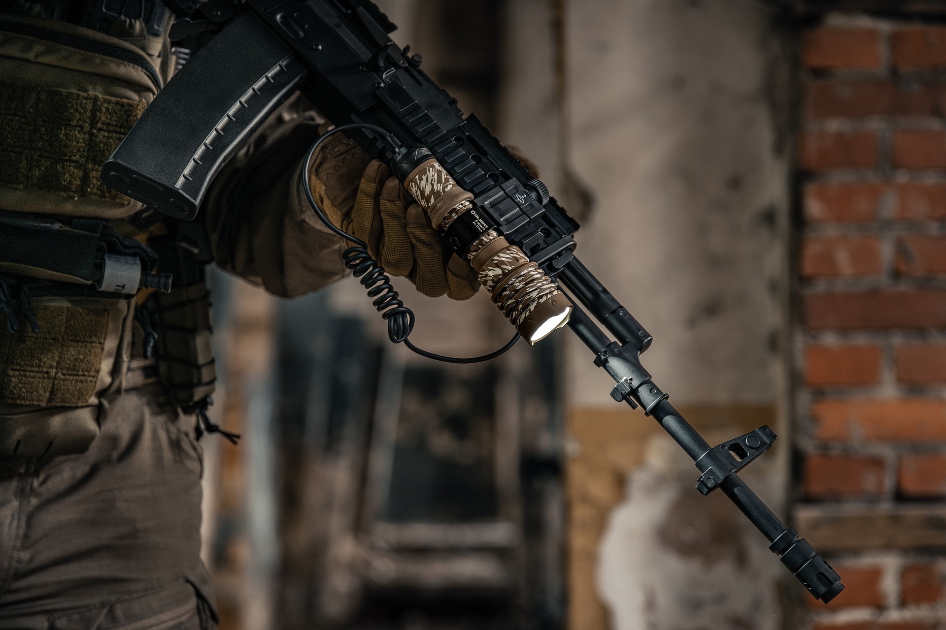 Karabinek szturmowy AEG FB 