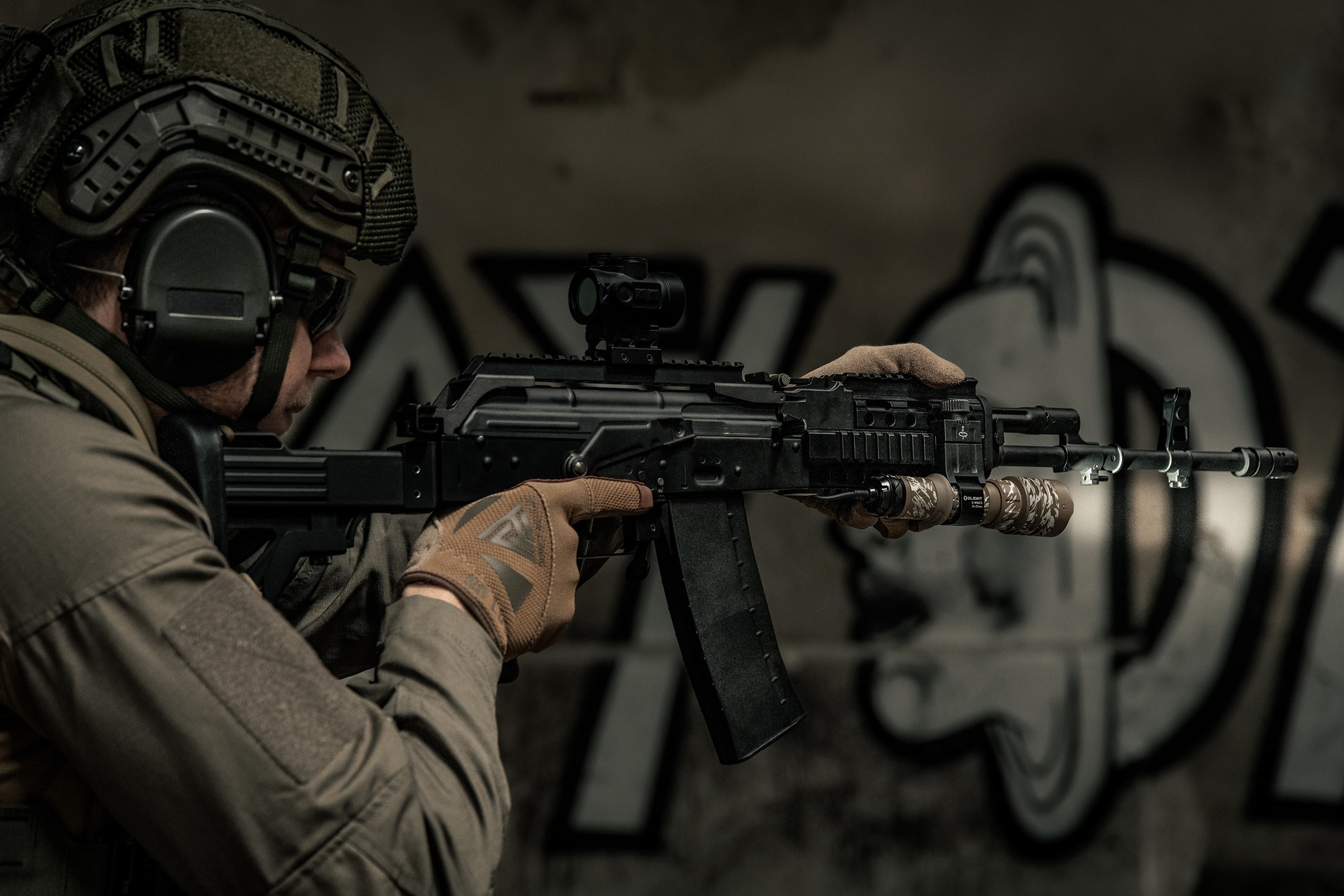 Karabinek szturmowy AEG FB 