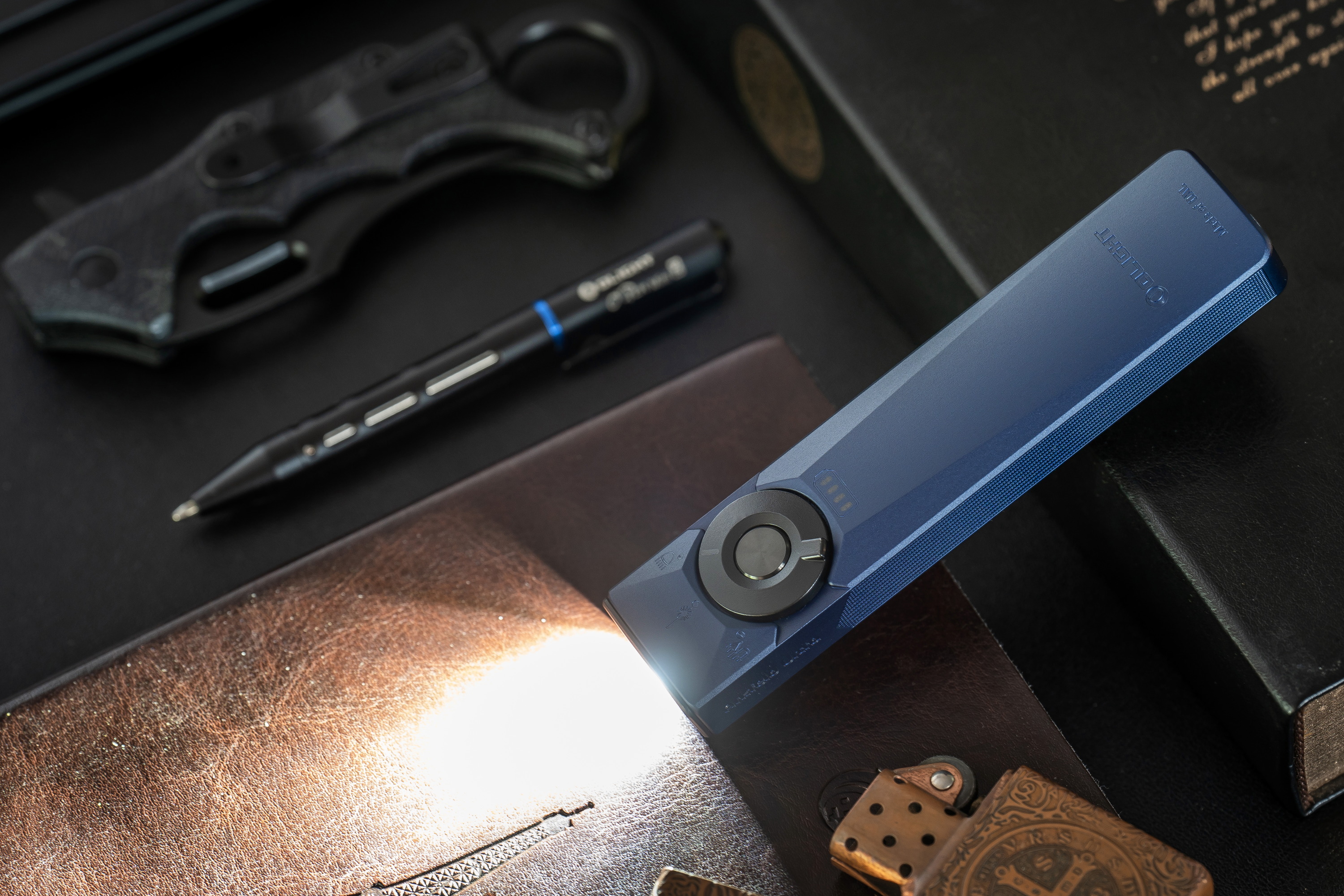 Ліхтарик з лазерним покажчиком Olight Arkfeld Ultra UV Cool White Navy Blue - 1400 люменів