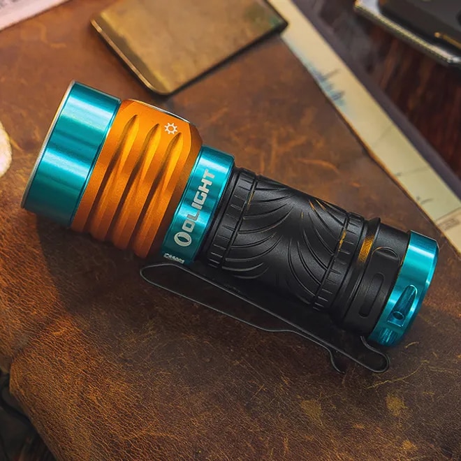 Акумуляторний ліхтарик Olight Baton Turbo Roadster - 1000 люменів