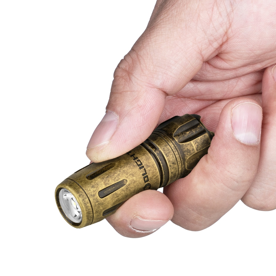 Latarka Olight i18 Brass - 180 lumenów