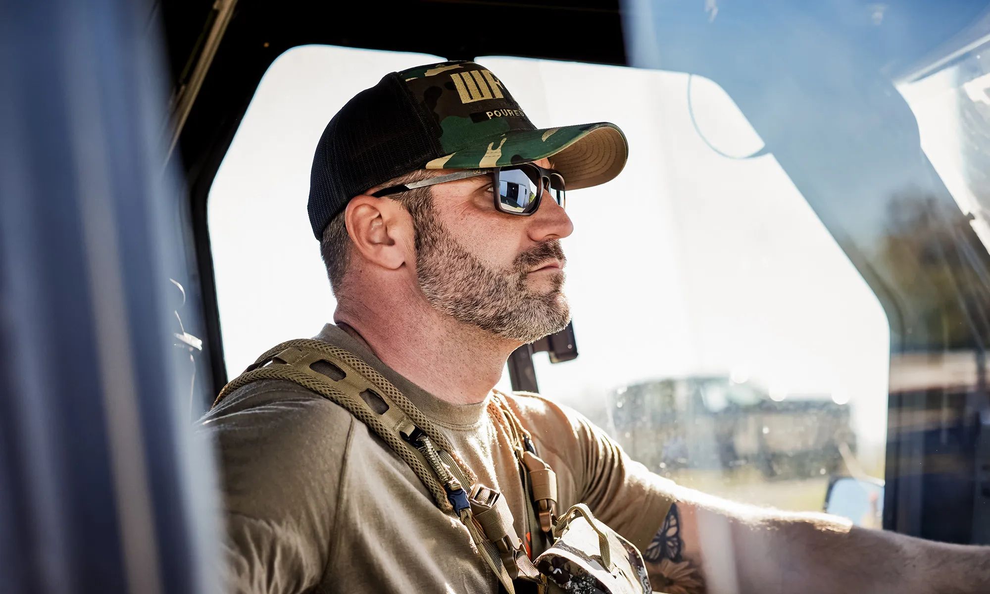 Okulary taktyczne Wiley X Axe - Captivate Polarized Black Mirror/Matte Tortoise Brown