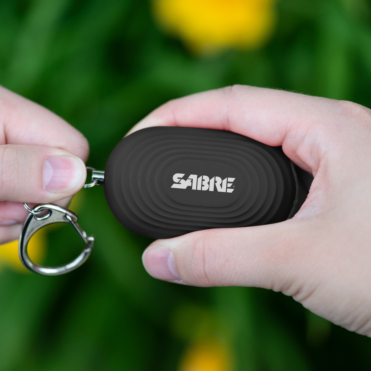 Alarm osobisty Sabre Red LED Light Snap Hook - Black