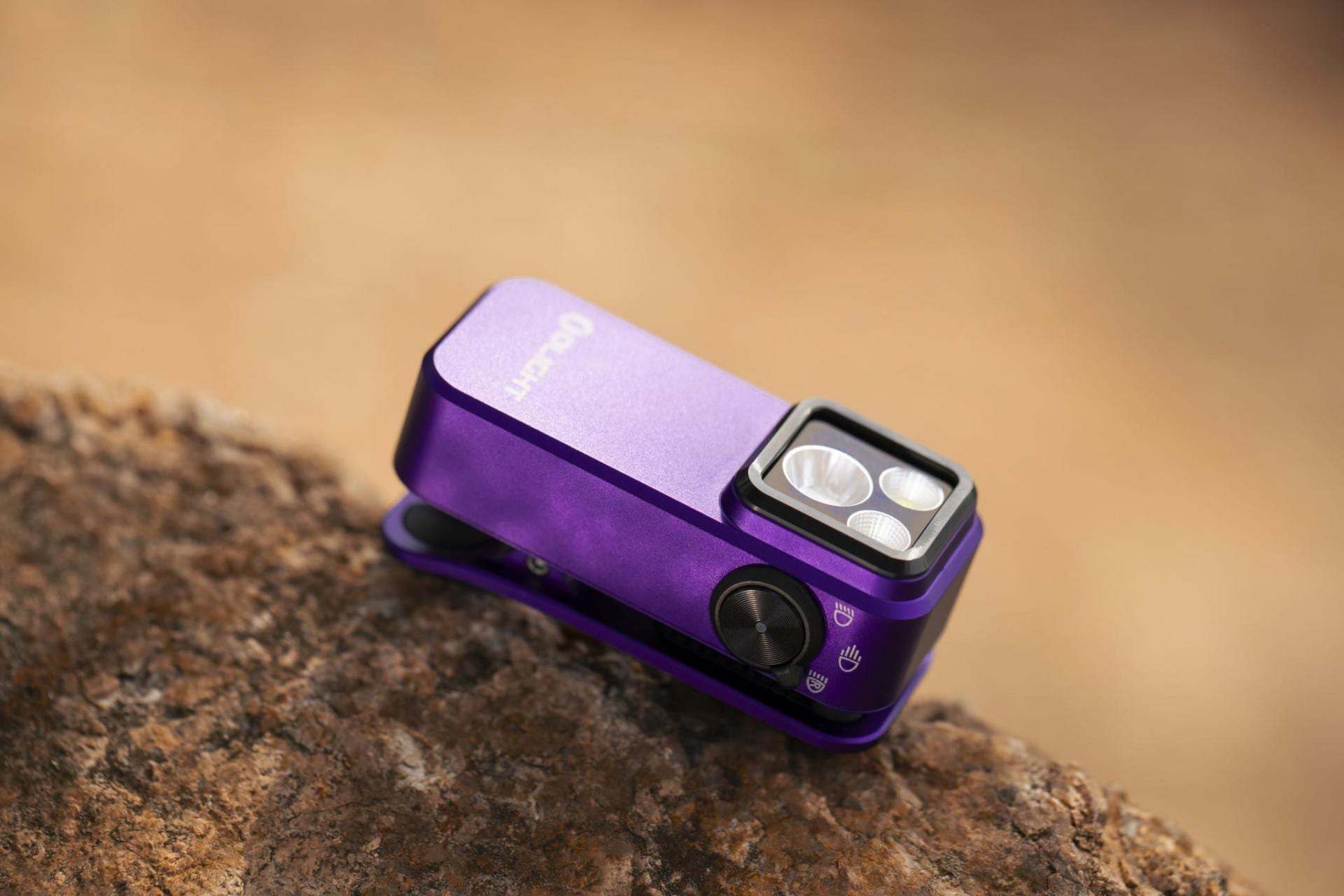 Акумуляторний ліхтарик Olight Oclip Pro Purple - 500 люменів