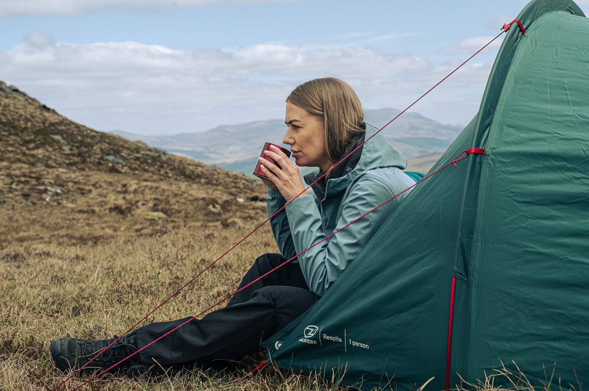Namiot 1-osobowy Highlander Outdoor Respite Tunnel Tent - Pine Green