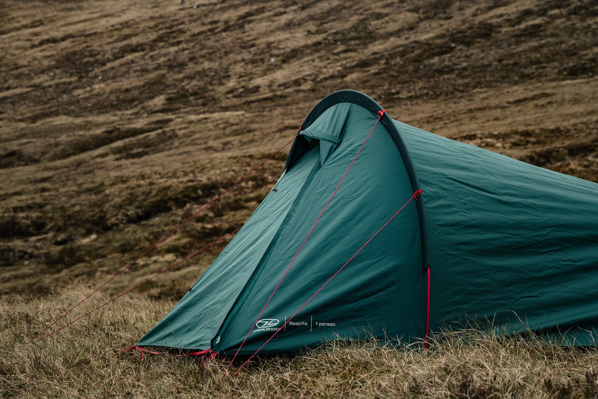 Namiot 1-osobowy Highlander Outdoor Respite Tunnel Tent - Pine Green