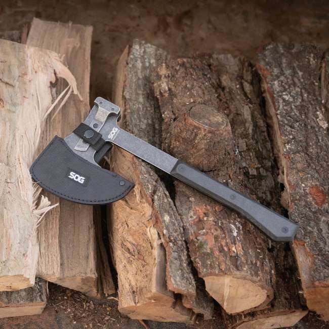 Toporek SOG Bushcraft Hatchet