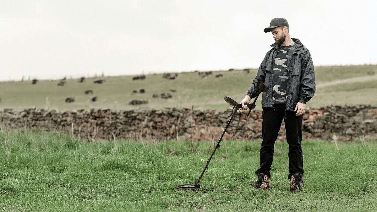 Wykrywacz metali Minelab X-Terra Voyager Tactical