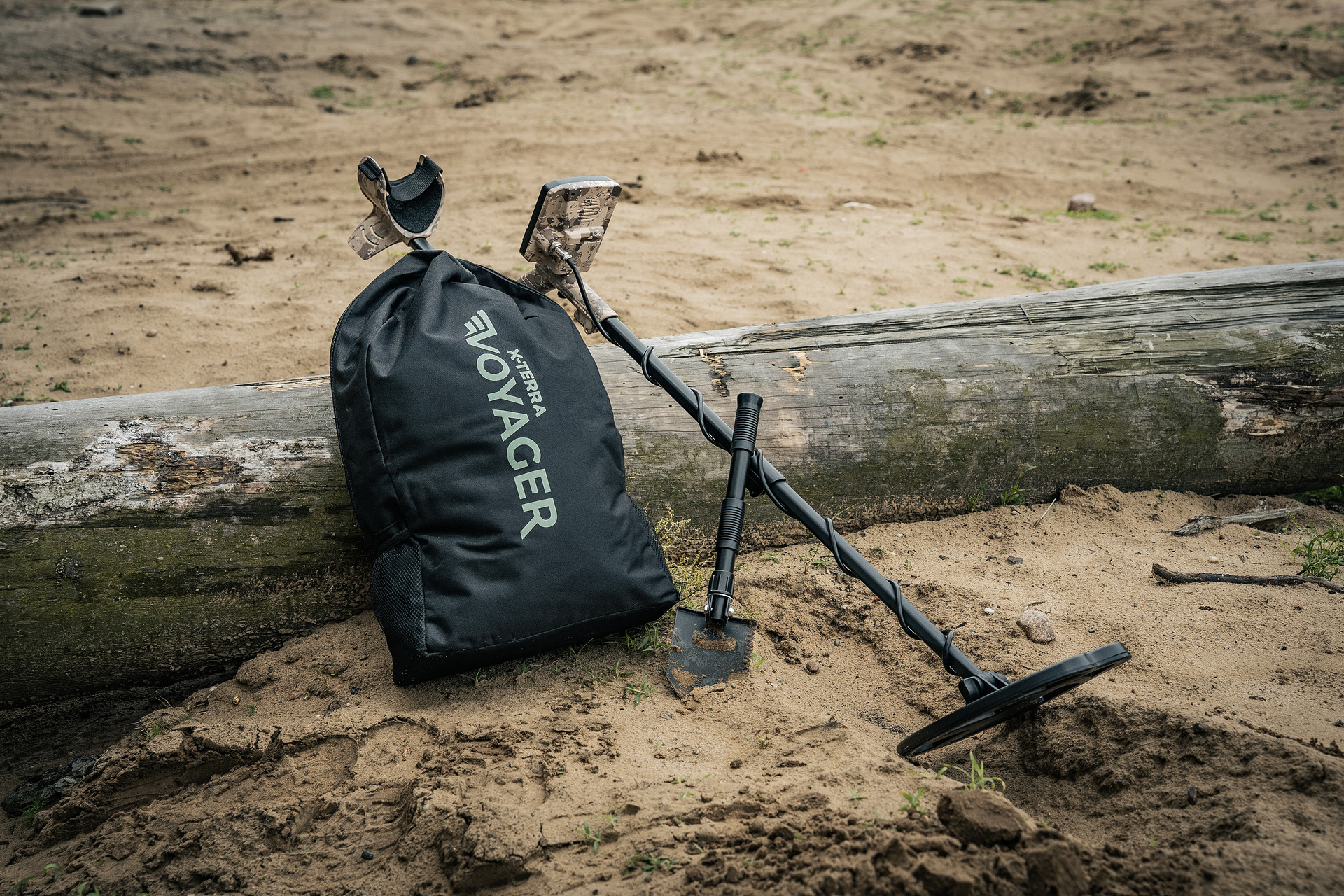 Minelab X-Terra Voyager Tactical Metal Detector