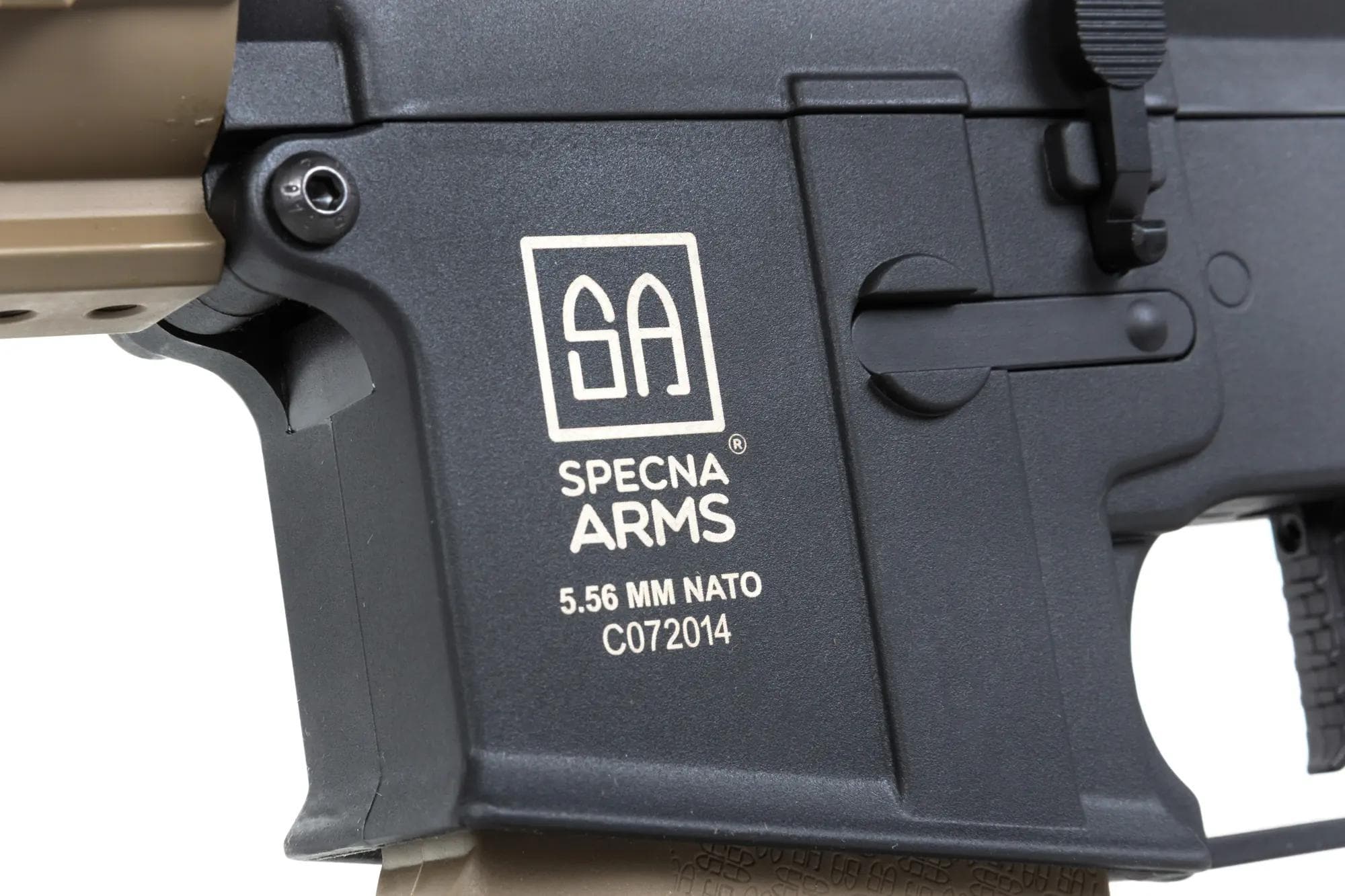 Karabinek szturmowy AEG Specna Arms SA-C05 CORE HAL ETU Gen. 2 - Half-Tan