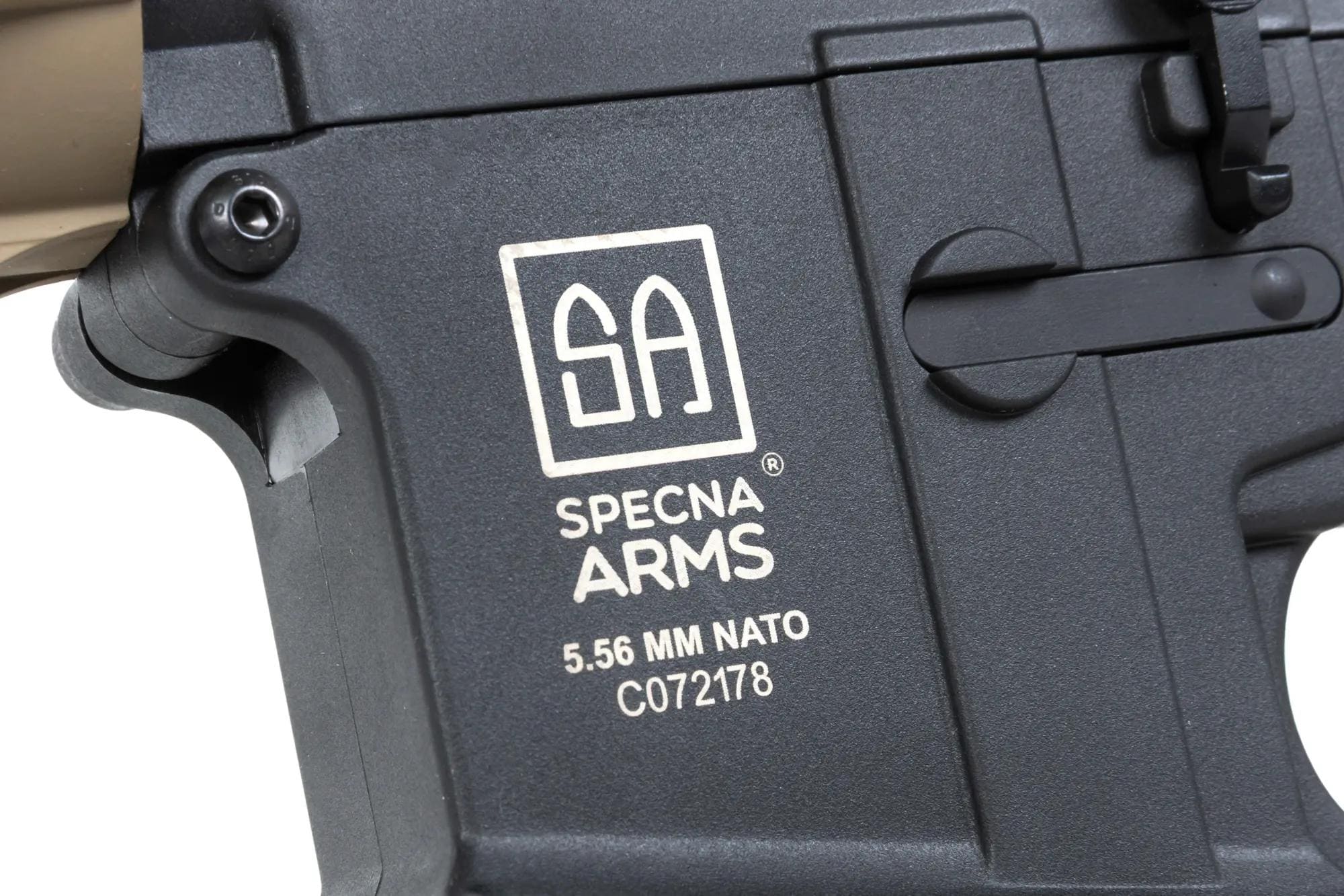 Karabinek szturmowy AEG Specna Arms SA-C06 CORE HAL ETU Gen. 2 - Half-Tan