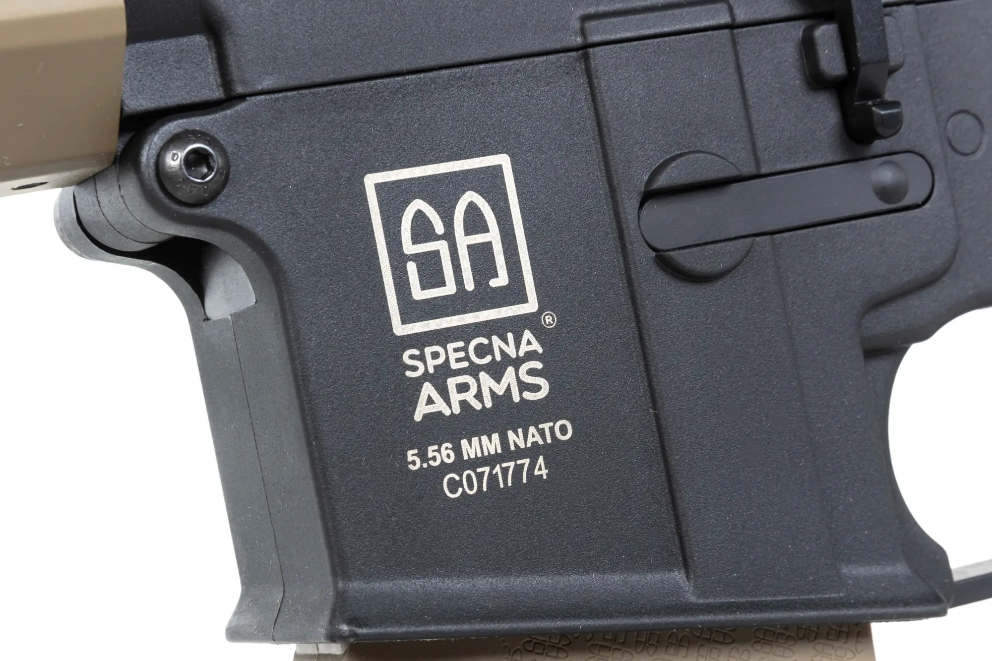 Karabinek szturmowy AEG Specna Arms SA-C08 CORE HAL ETU Gen.2 - Half-Tan