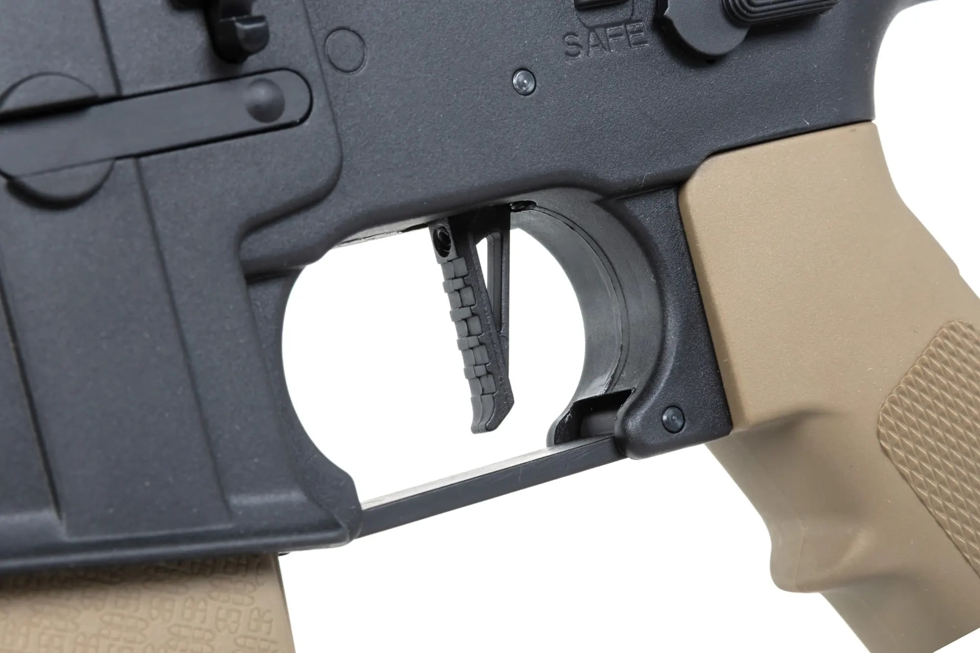Karabinek szturmowy AEG Specna Arms SA-C08 CORE HAL ETU Gen.2 - Half-Tan