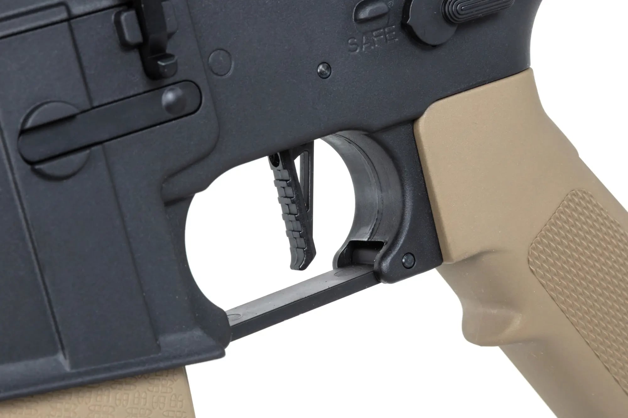Karabinek szturmowy AEG Specna Arms SA-C09 CORE HAL ETU Gen.2 - Half-Tan