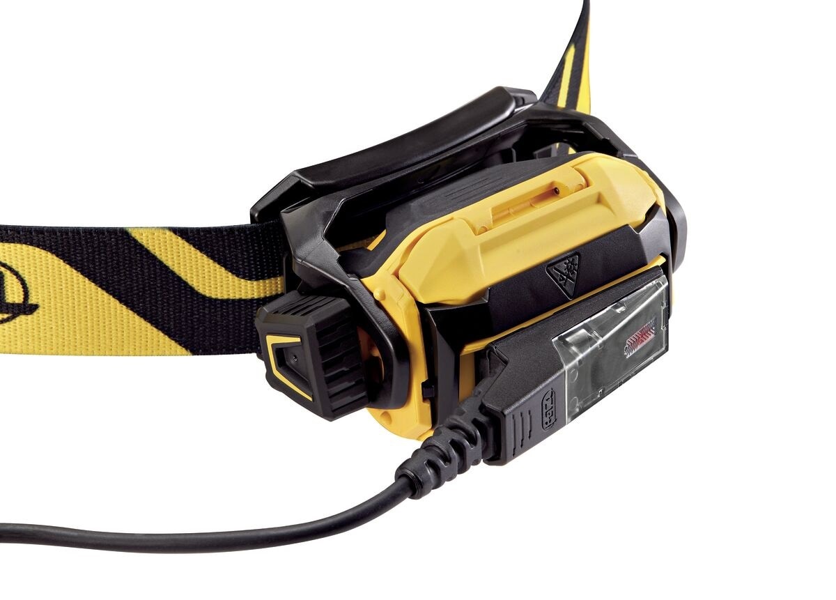 Latarka czołowa Petzl Pixa R - 600 lumenów